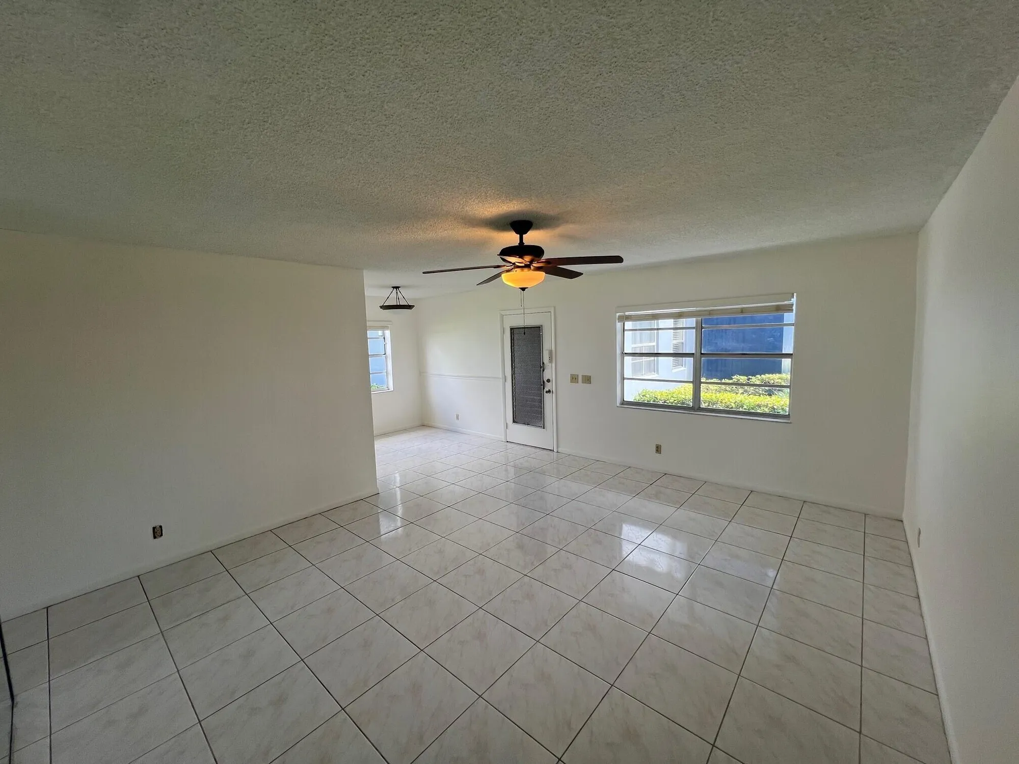 Property Slideshow image 5 of 18 | 244 burgundy f, Delray Beach, FL, 33484