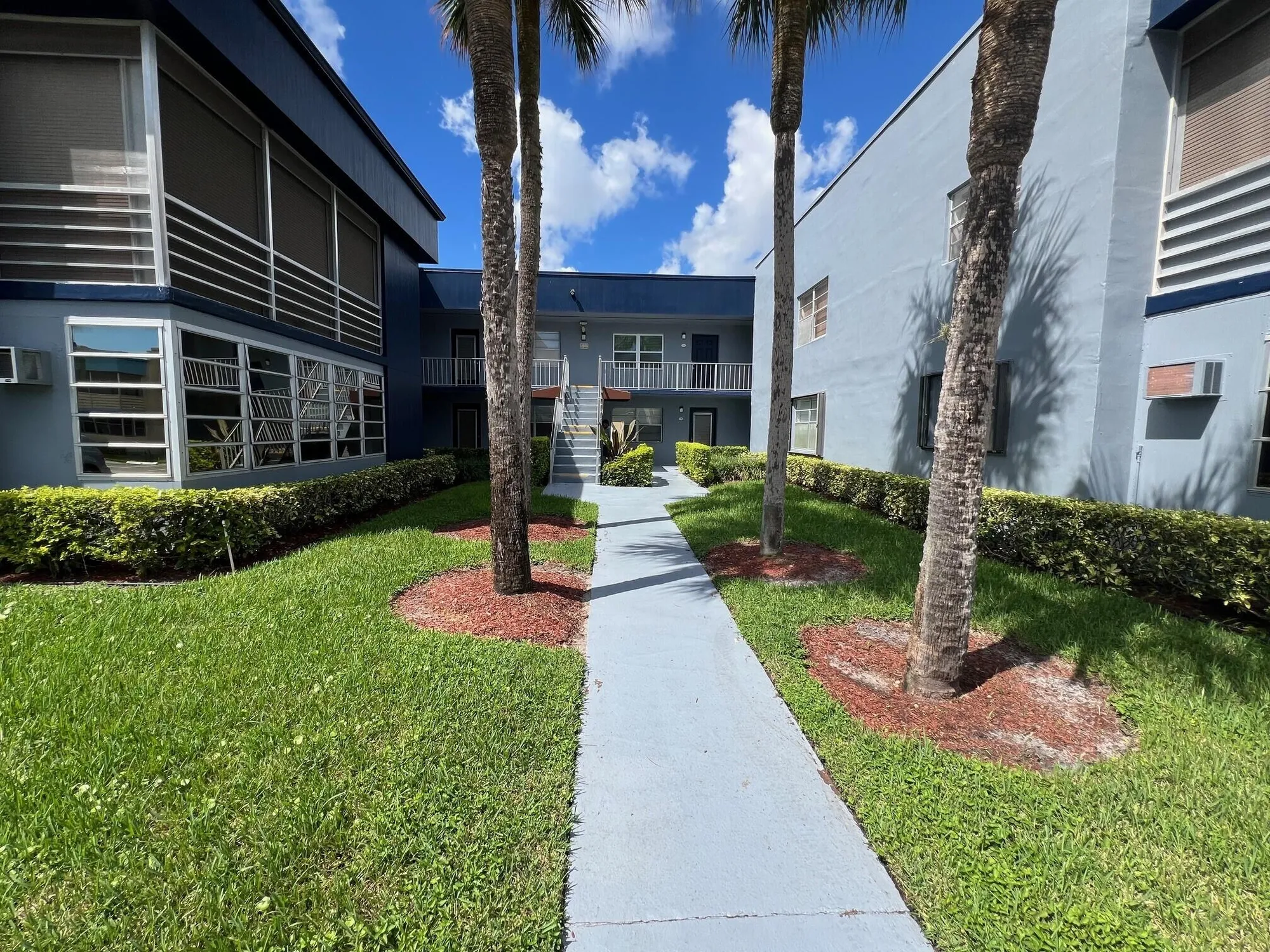 Property Slideshow image 2 of 18 | 244 burgundy f, Delray Beach, FL, 33484