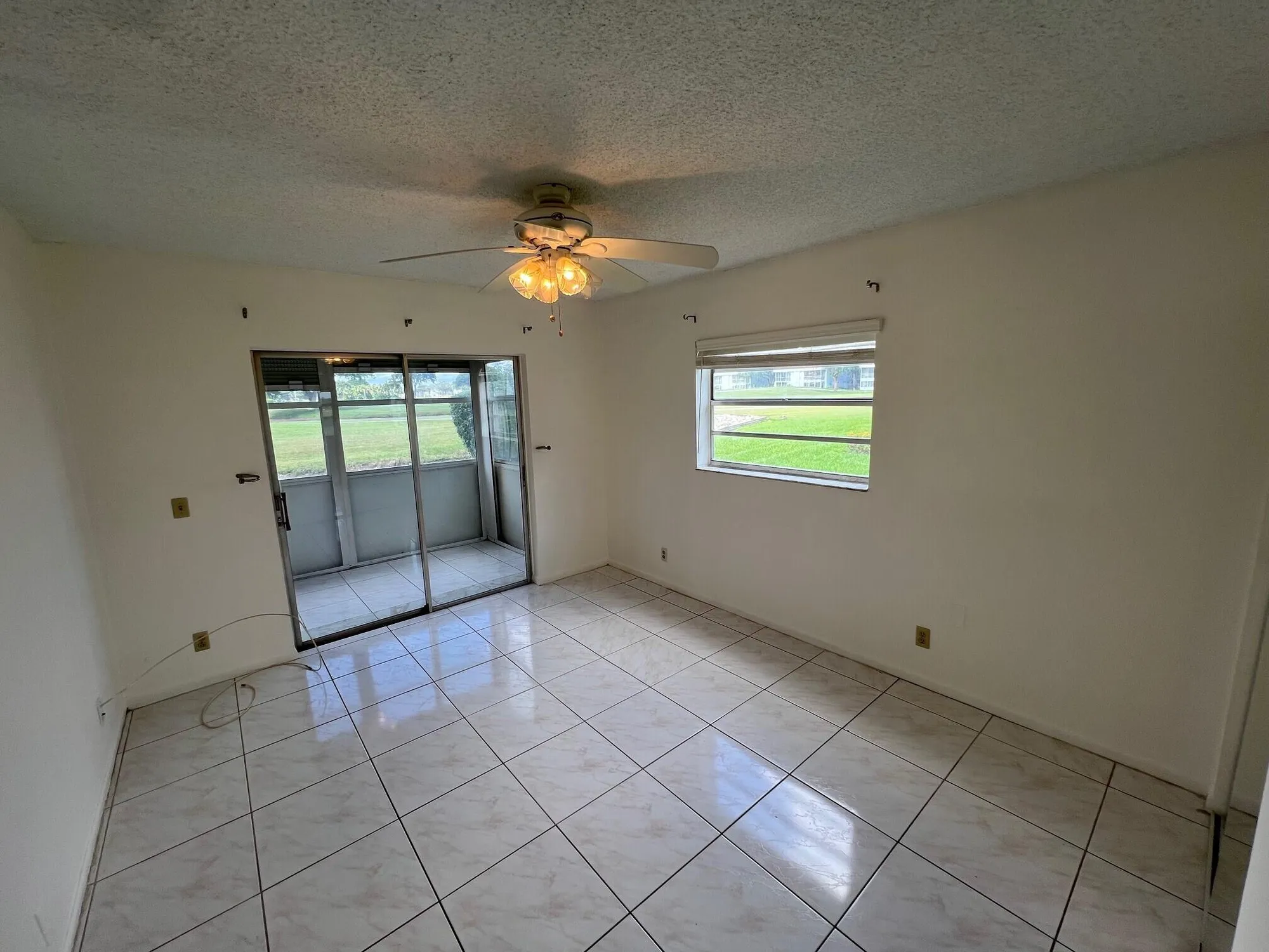 Property Slideshow image 10 of 18 | 244 burgundy f, Delray Beach, FL, 33484
