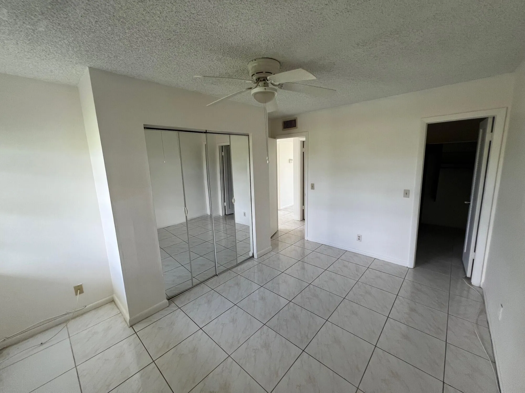 Property Slideshow image 14 of 18 | 244 burgundy f, Delray Beach, FL, 33484
