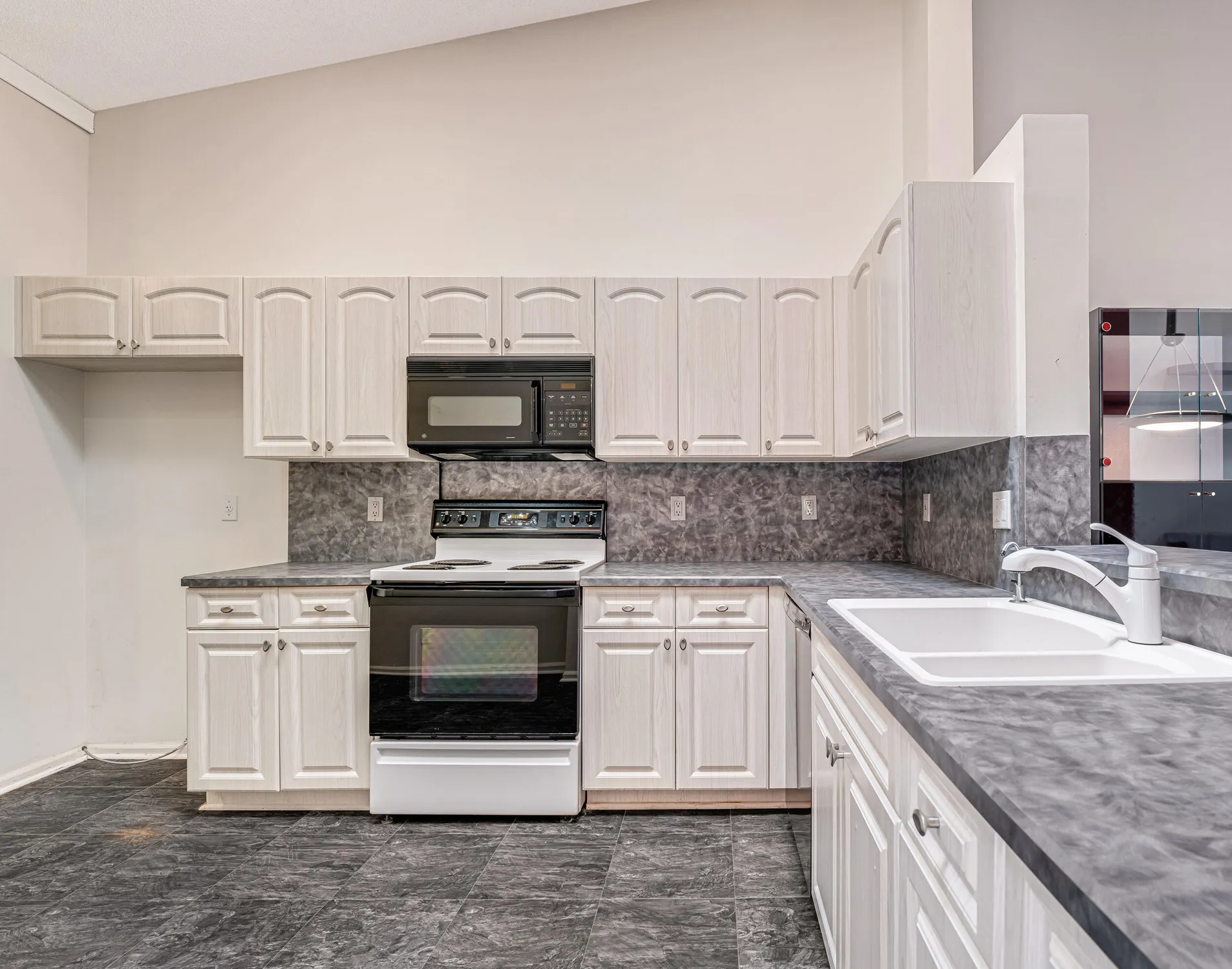 Property Slideshow image 6 of 63 | 7559 seafoam ct, Boynton Beach, FL, 33437