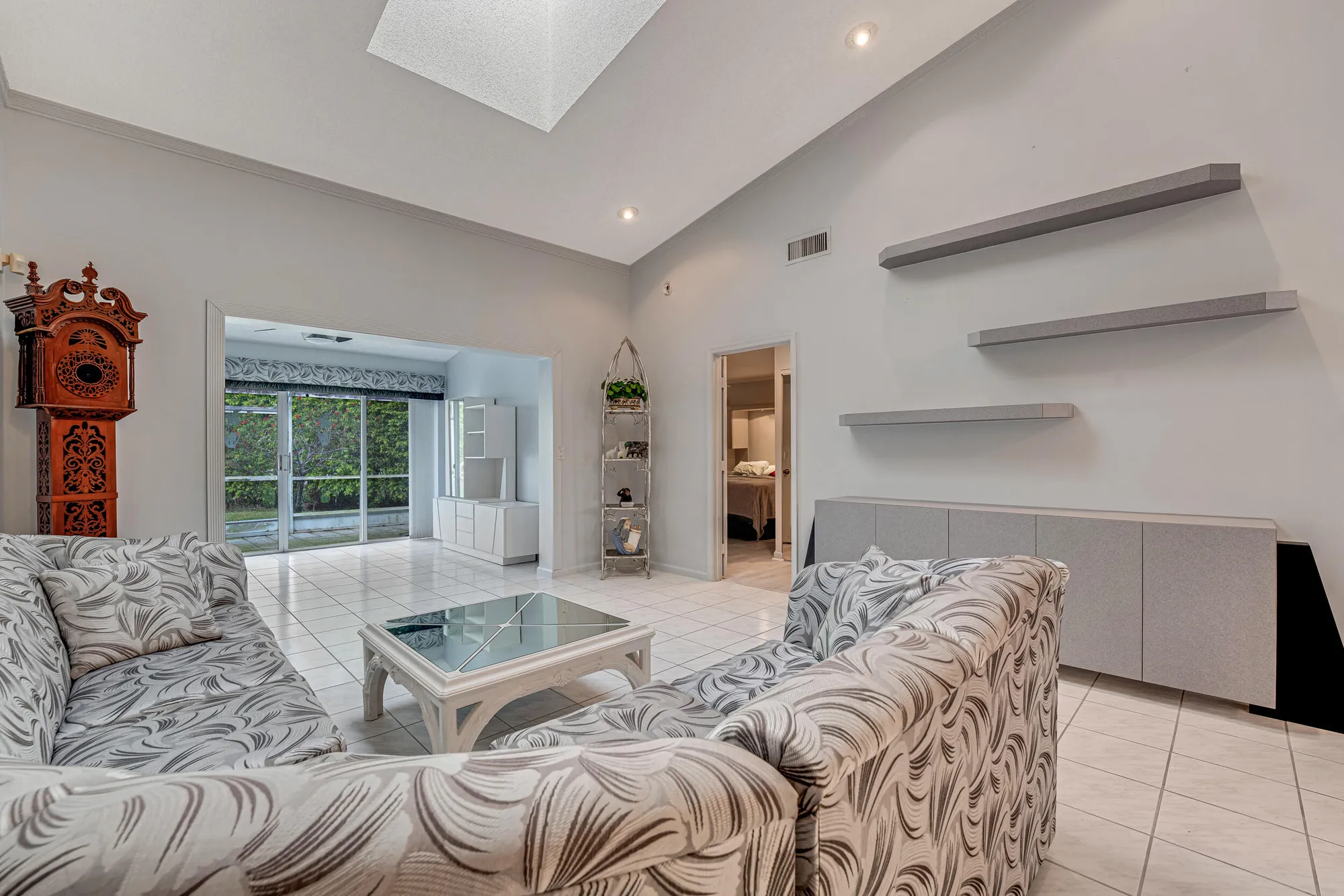 Property Slideshow image 16 of 63 | 7559 seafoam ct, Boynton Beach, FL, 33437