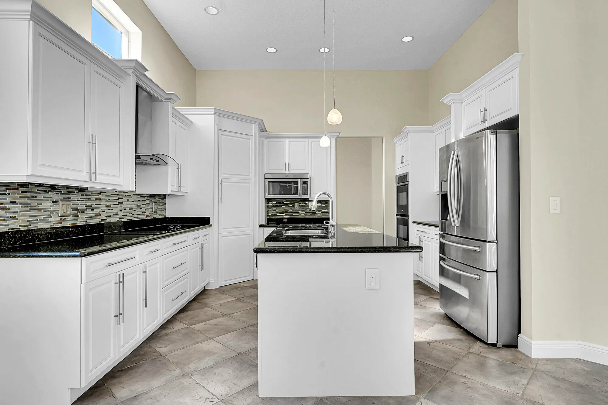 Property Slideshow image 12 of 59 | 11460 sw fieldstone way, Port Saint Lucie, FL, 34987