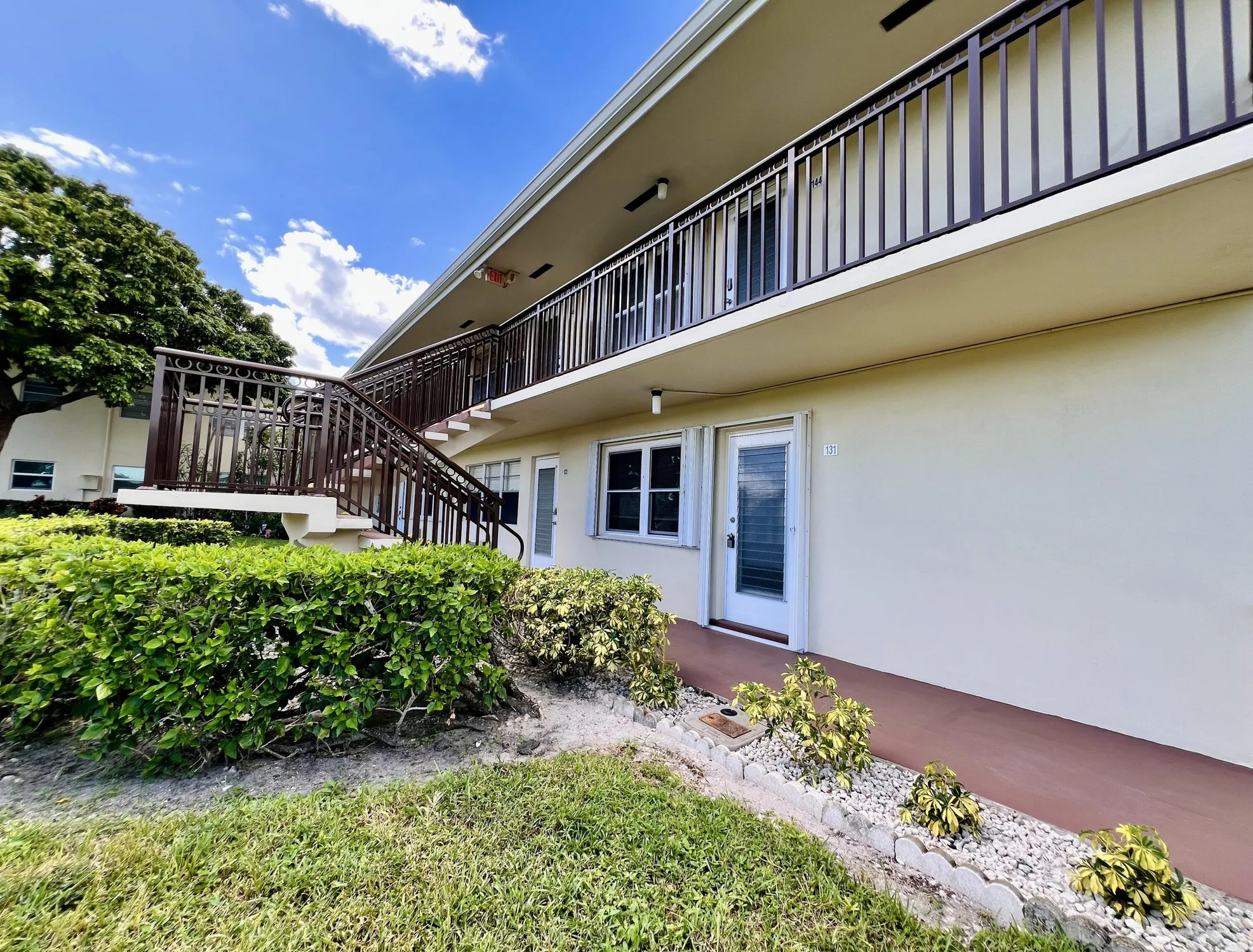 Property Slideshow image 9 of 15 | 131 andover f, West Palm Beach, FL, 33417