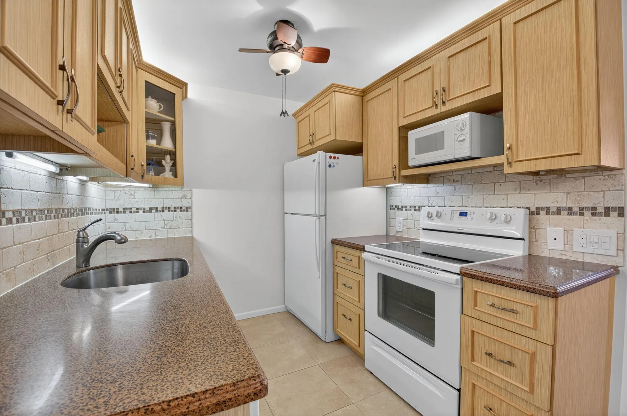Property Slideshow image 12 of 73 | 425 grantham b, Deerfield Beach, FL, 33442