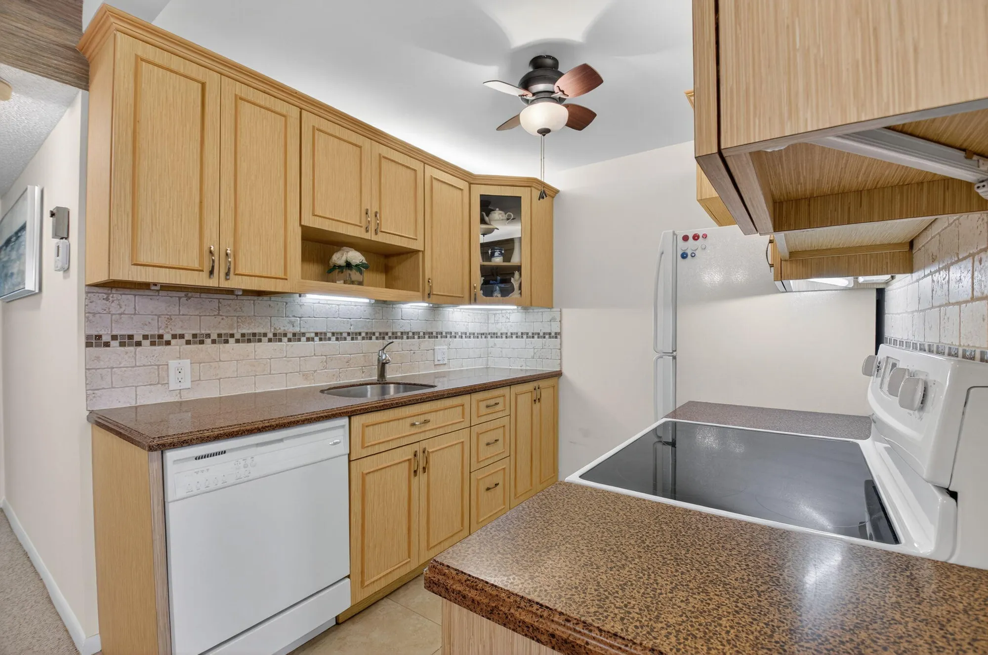Property Slideshow image 13 of 73 | 425 grantham b, Deerfield Beach, FL, 33442