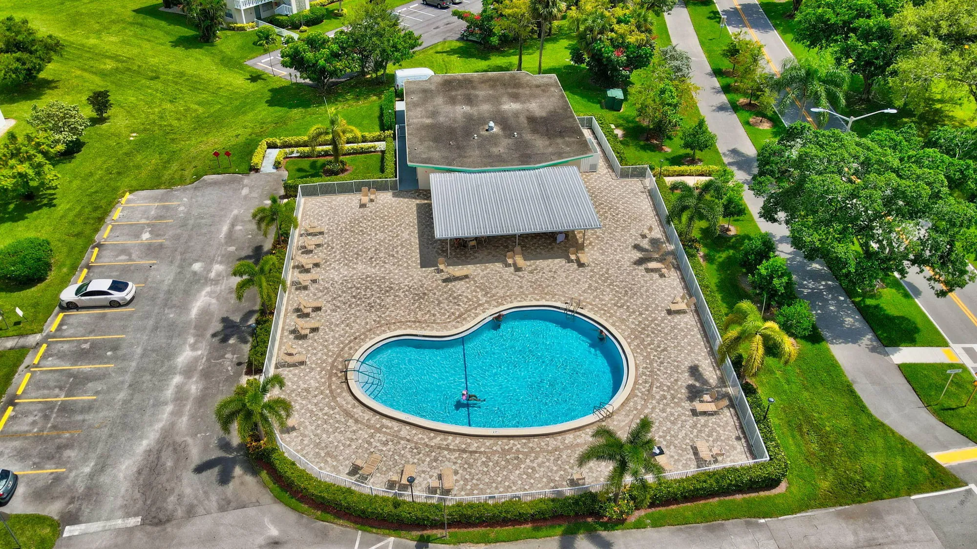 Property Slideshow image 38 of 73 | 425 grantham b, Deerfield Beach, FL, 33442