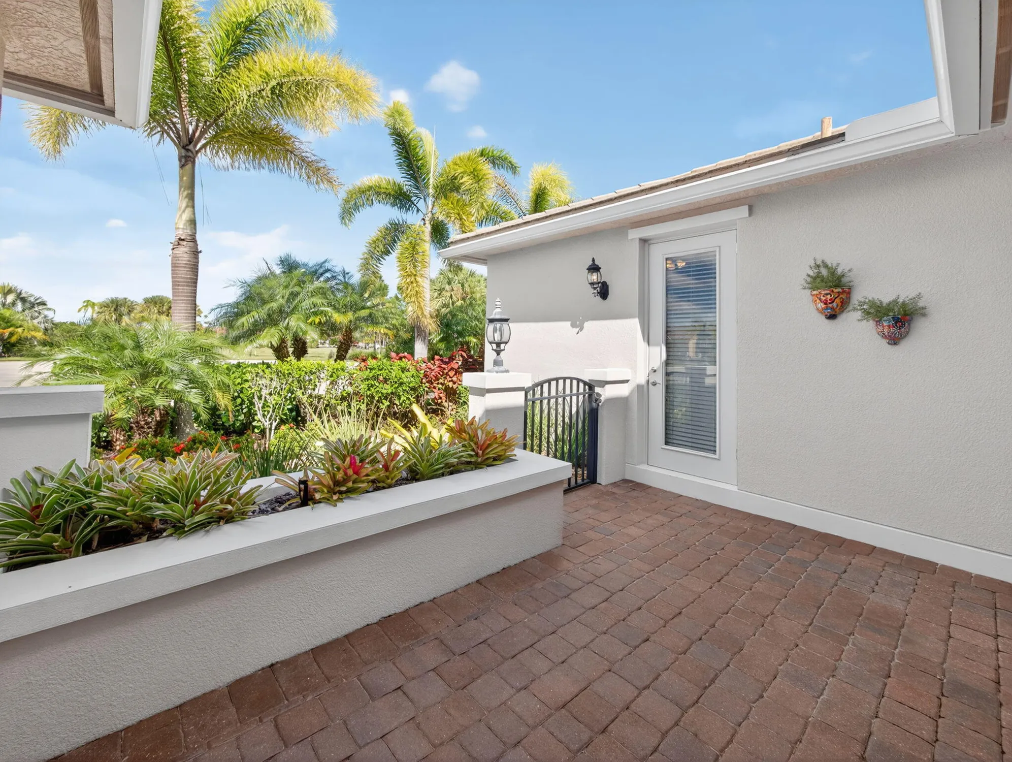 Property Slideshow image 19 of 27 | 10102 sw cypress wood ct, Port Saint Lucie, FL, 34987