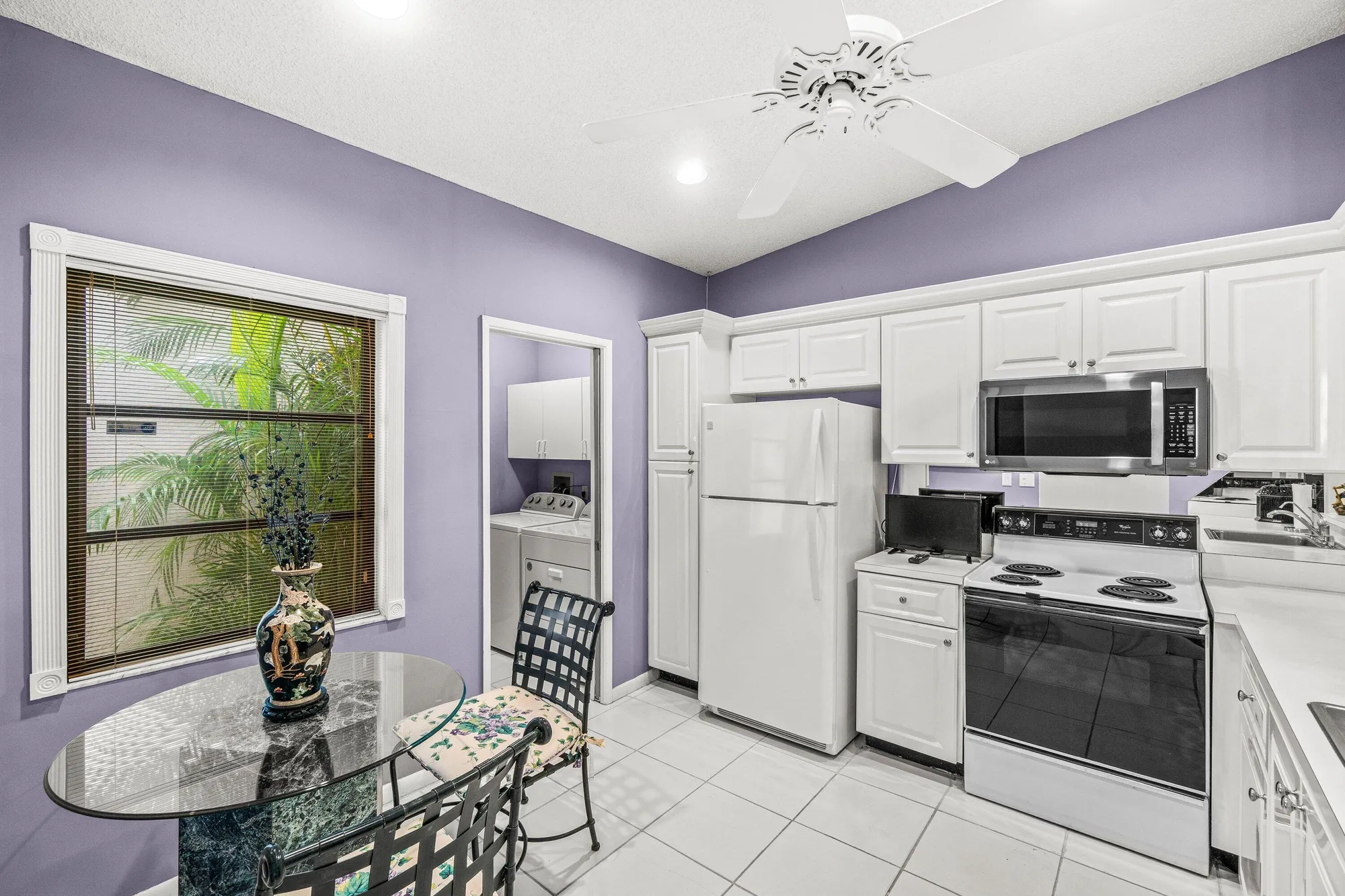 Property Slideshow image 12 of 34 | 8191 whispering palm dr, Boca Raton, FL, 33496