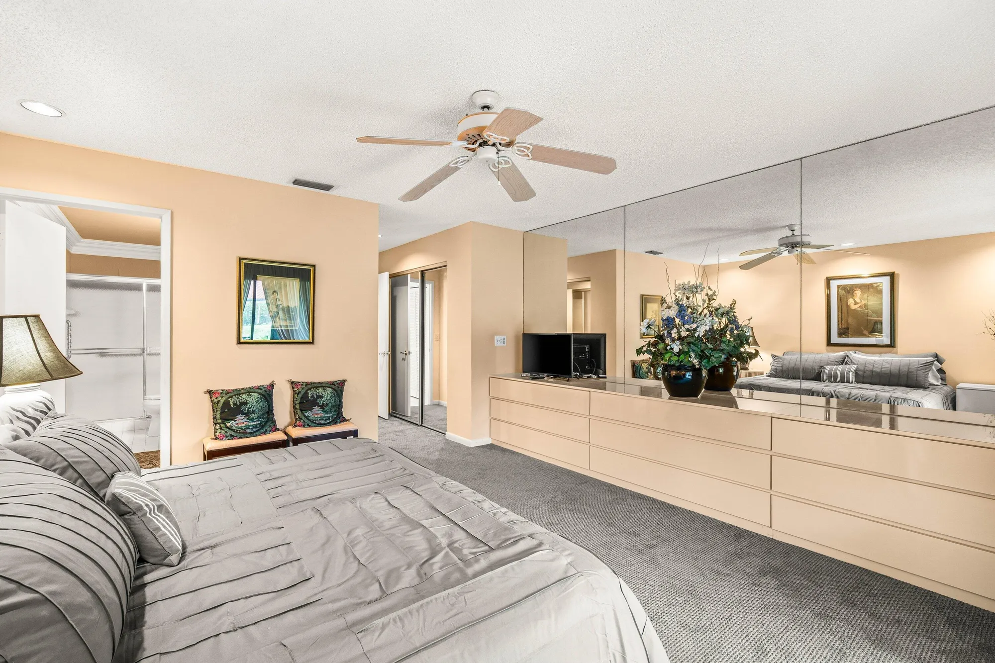 Property Slideshow image 18 of 34 | 8191 whispering palm dr, Boca Raton, FL, 33496