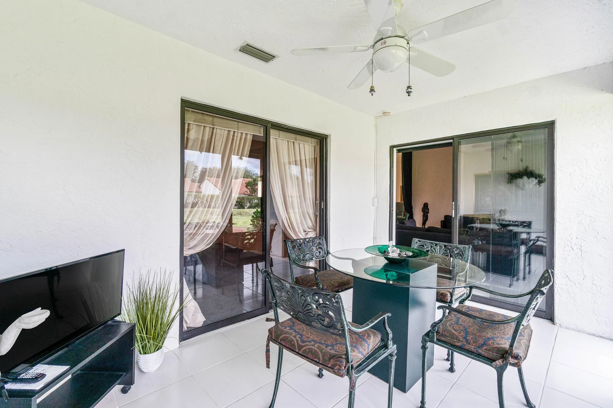 Property Slideshow image 24 of 34 | 8191 whispering palm dr, Boca Raton, FL, 33496