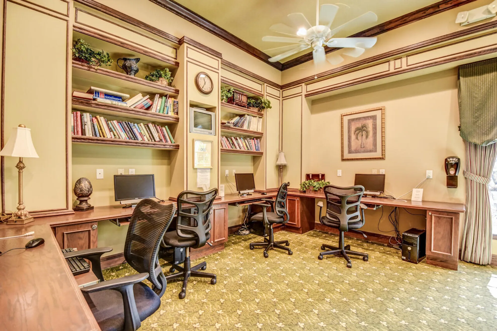 Property Slideshow image 28 of 34 | 439 nw lismore ln, Port Saint Lucie, FL, 34986