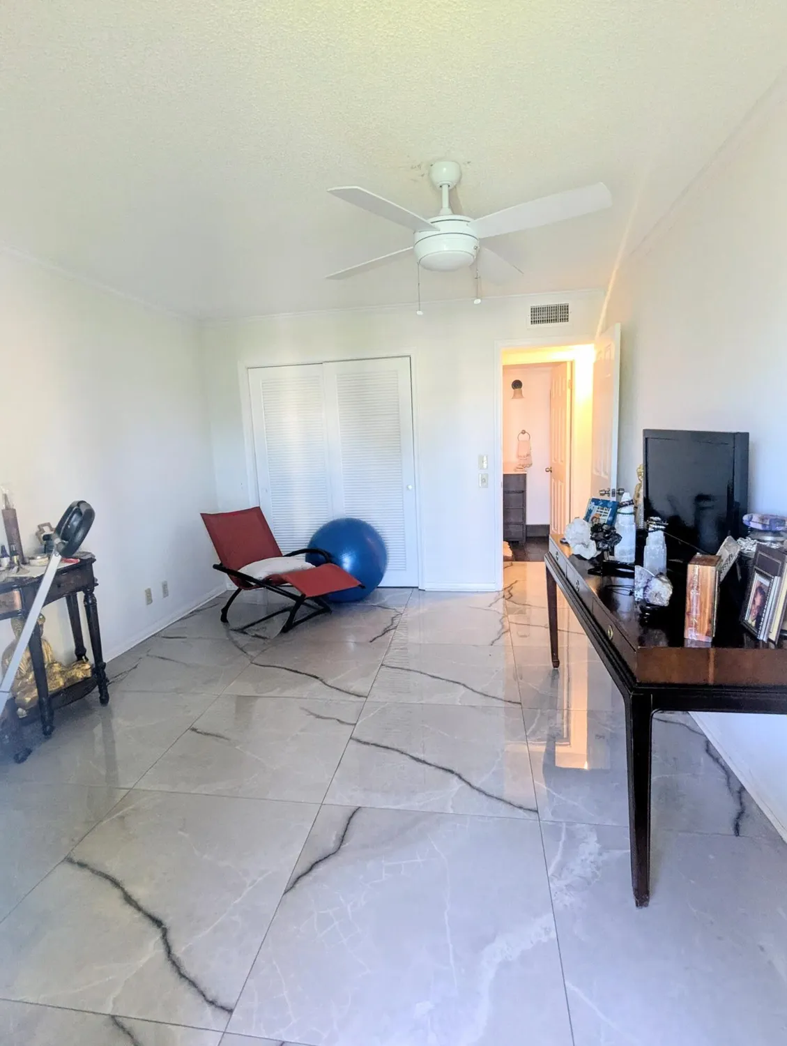 Property Slideshow image 11 of 26 | 202 wellington m, West Palm Beach, FL, 33417