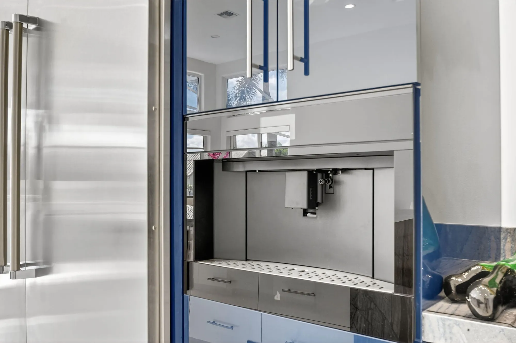 Property Slideshow image 12 of 111 | 6430 three lakes ln, Boynton Beach, FL, 33437