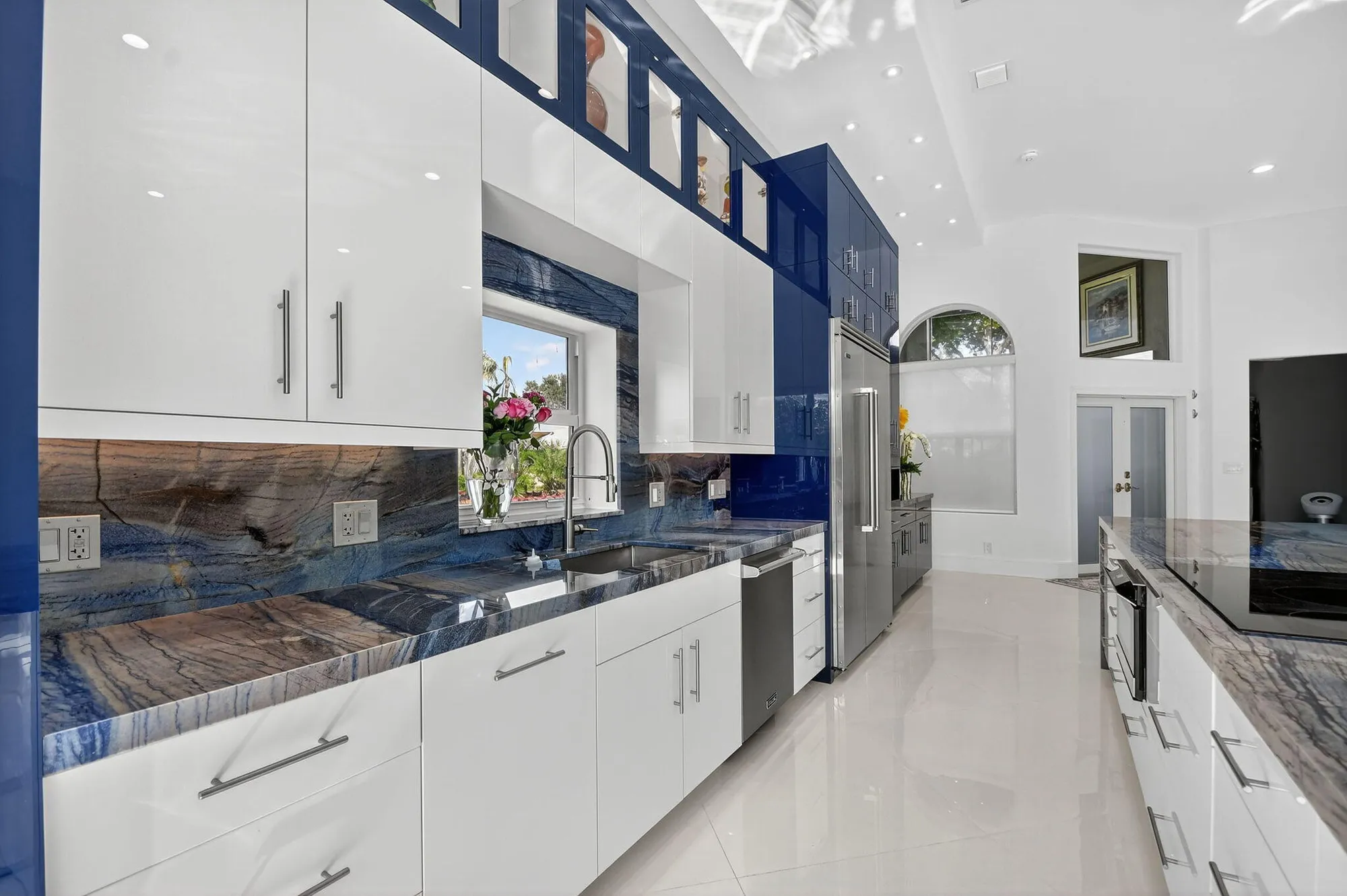 Property Slideshow image 16 of 111 | 6430 three lakes ln, Boynton Beach, FL, 33437