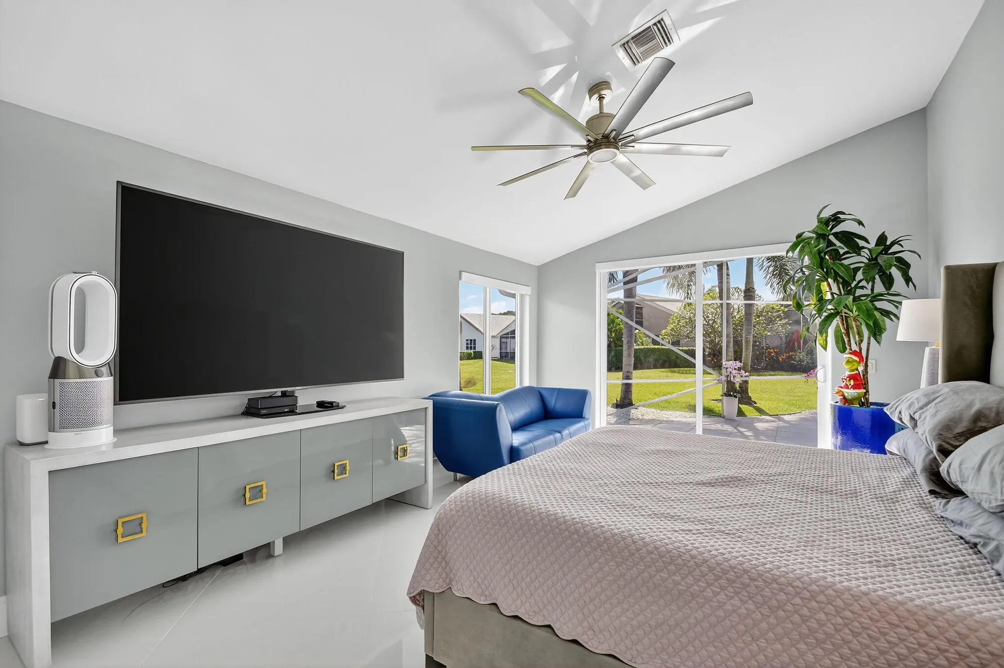 Property Slideshow image 33 of 111 | 6430 three lakes ln, Boynton Beach, FL, 33437