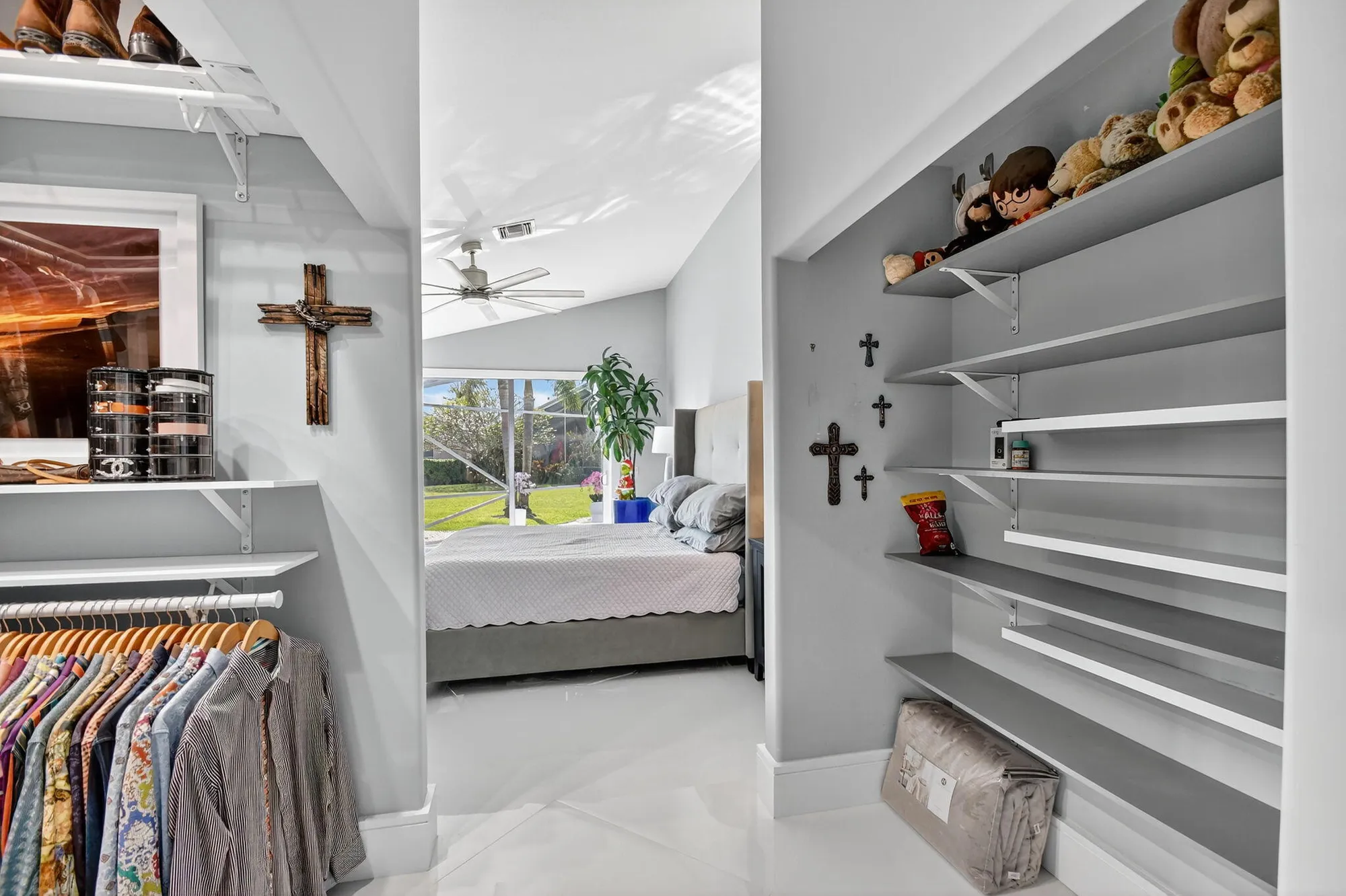 Property Slideshow image 37 of 111 | 6430 three lakes ln, Boynton Beach, FL, 33437