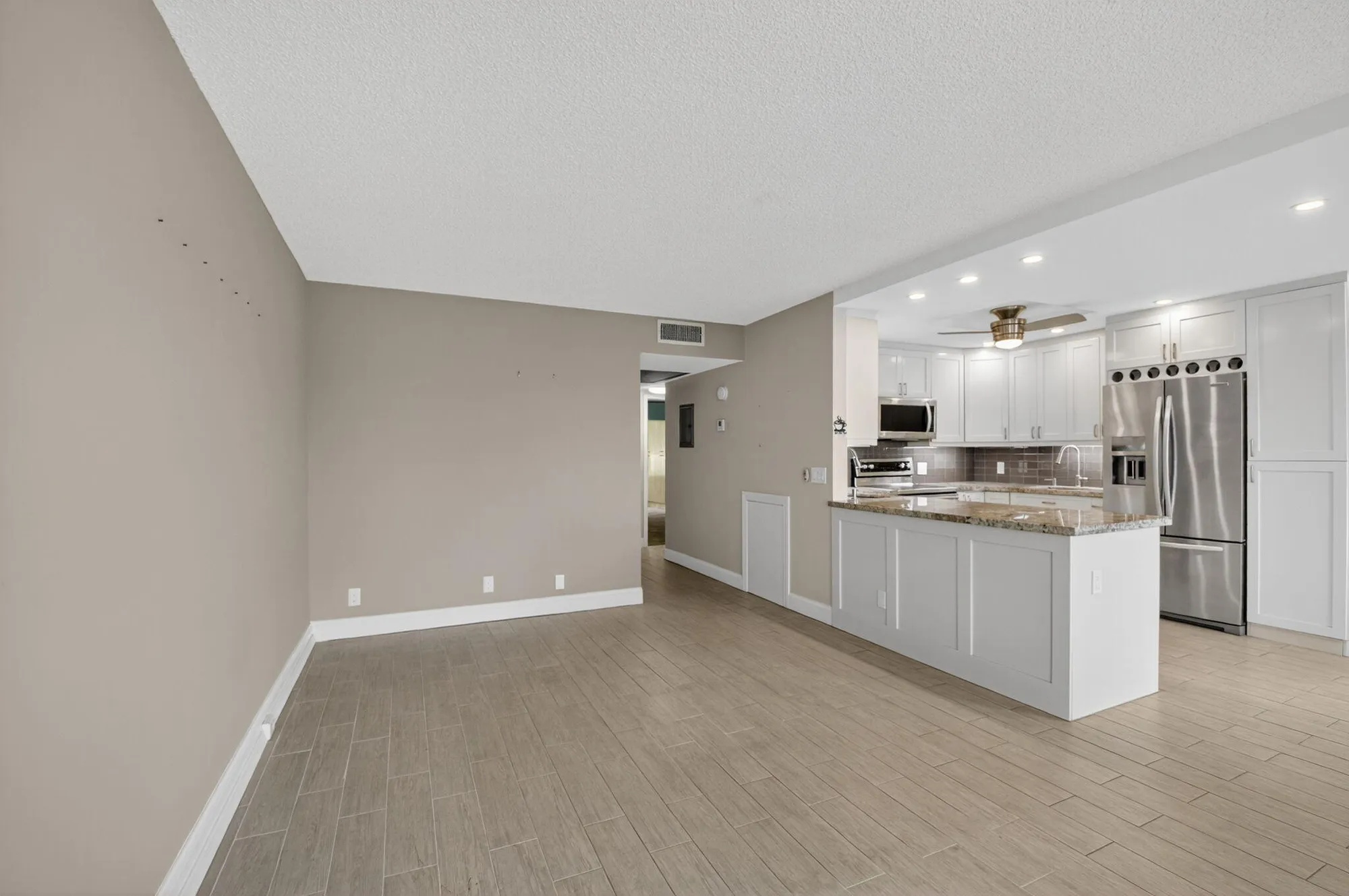 Property Slideshow image 15 of 61 | 4054 rexford c, Boca Raton, FL, 33434