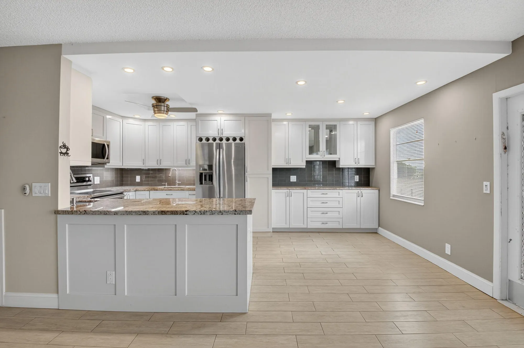 Property Slideshow image 9 of 61 | 4054 rexford c, Boca Raton, FL, 33434