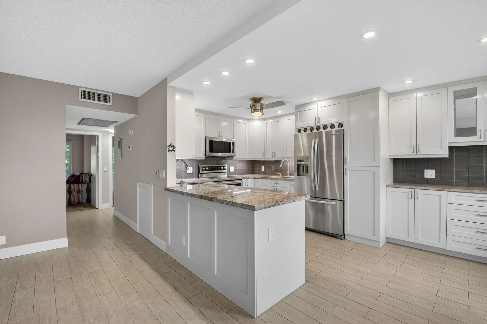 Property Slideshow image 7 of 61 | 4054 rexford c, Boca Raton, FL, 33434