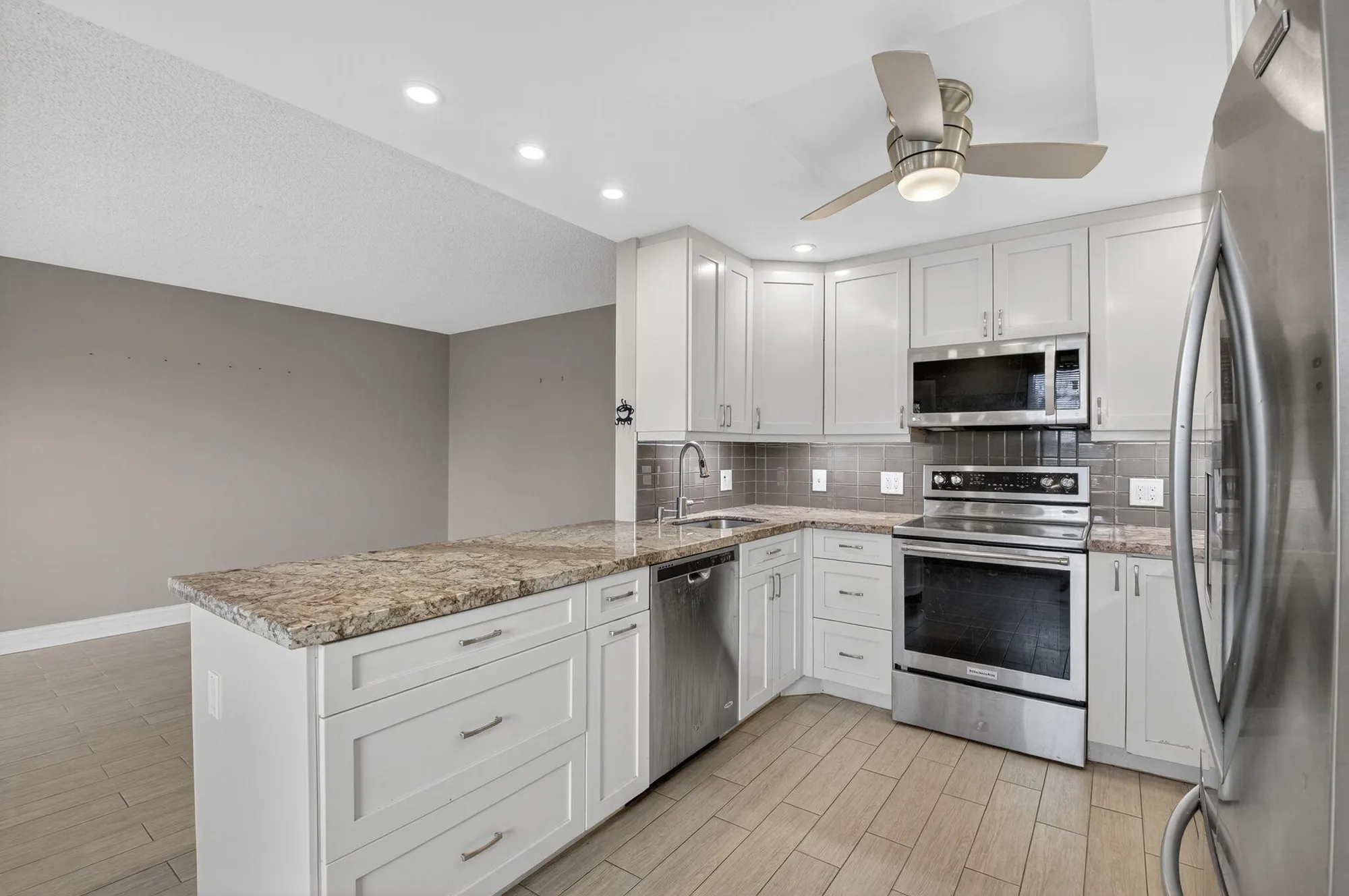 Property Slideshow image 6 of 61 | 4054 rexford c, Boca Raton, FL, 33434