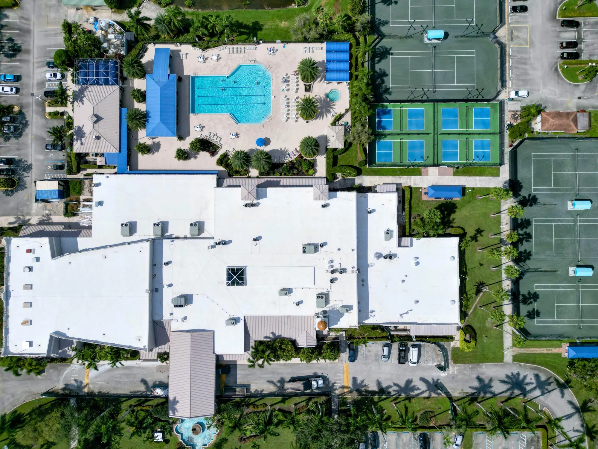 Property Slideshow image 32 of 42 | 9734 harbour lake cir, Boynton Beach, FL, 33437
