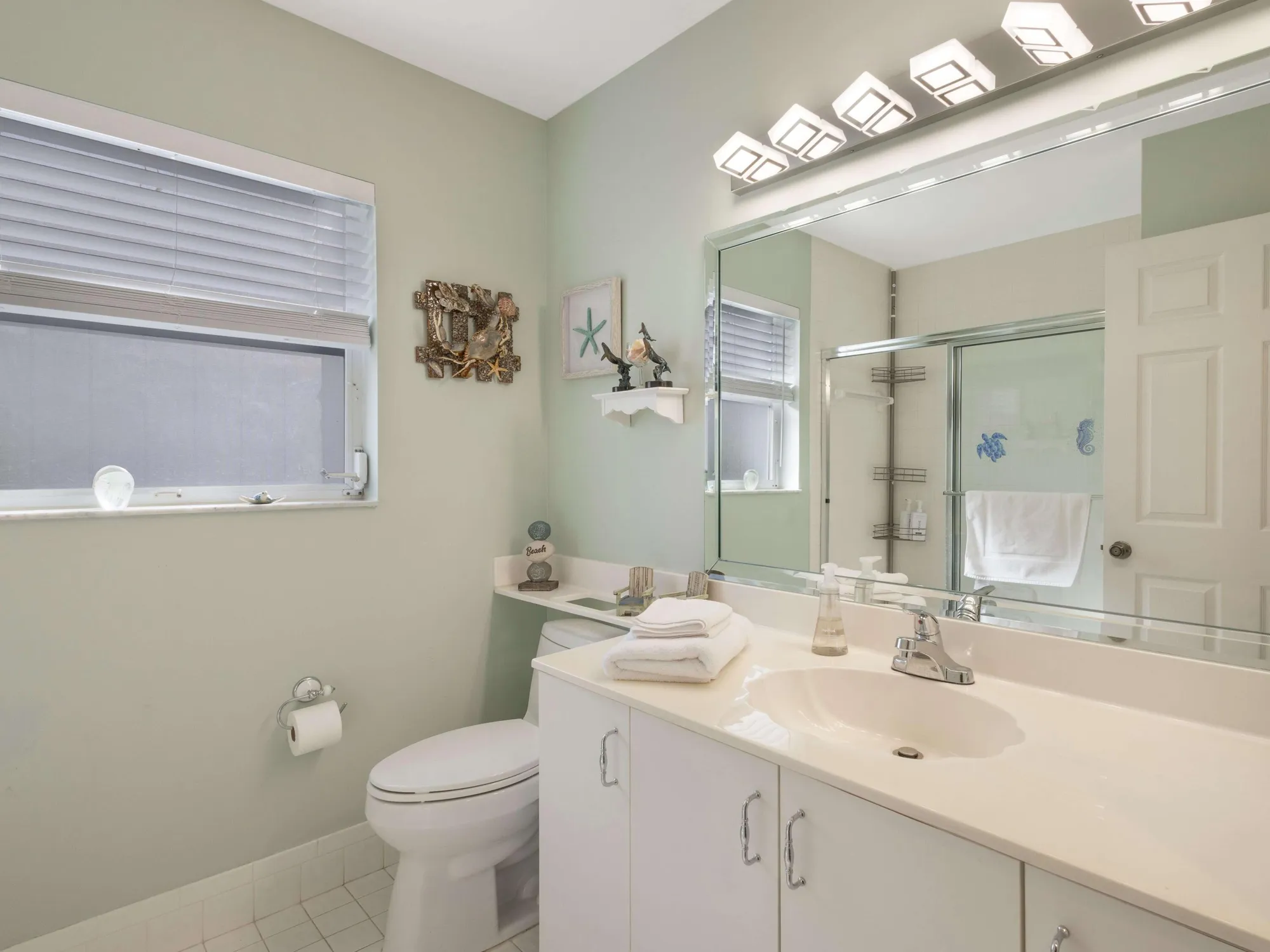 Property Slideshow image 22 of 42 | 9734 harbour lake cir, Boynton Beach, FL, 33437
