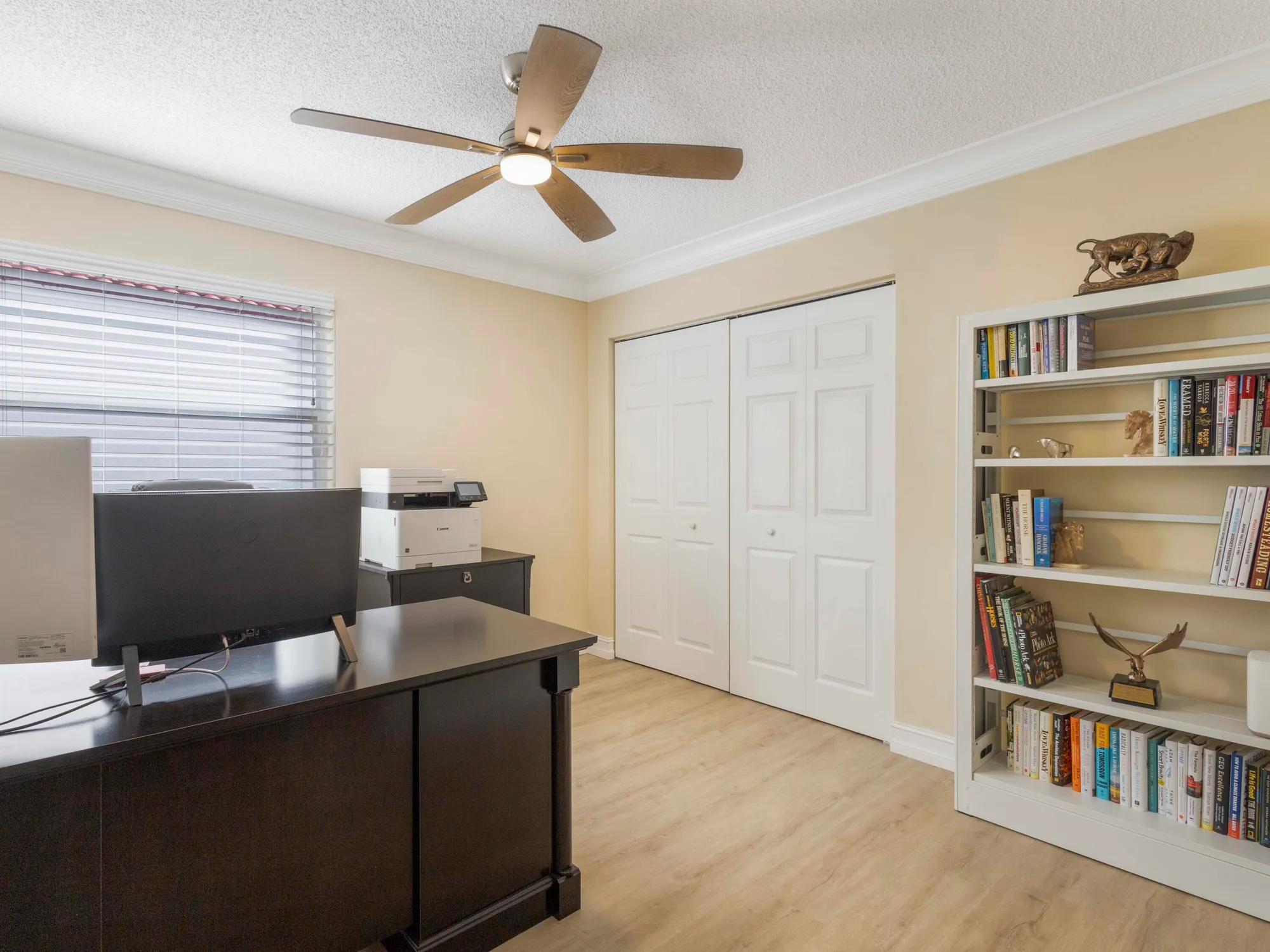Property Slideshow image 18 of 42 | 9734 harbour lake cir, Boynton Beach, FL, 33437