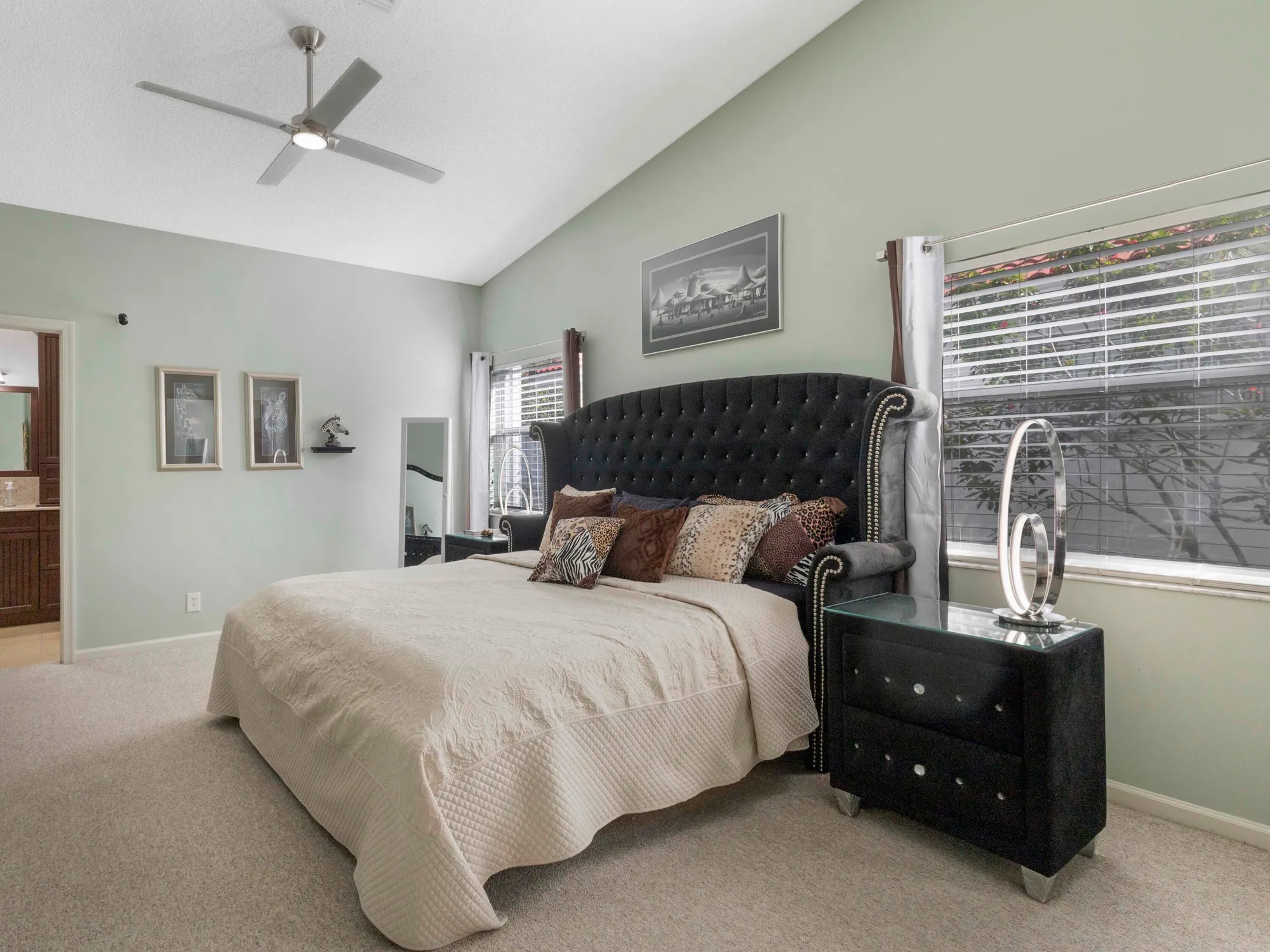 Property Slideshow image 23 of 42 | 9734 harbour lake cir, Boynton Beach, FL, 33437