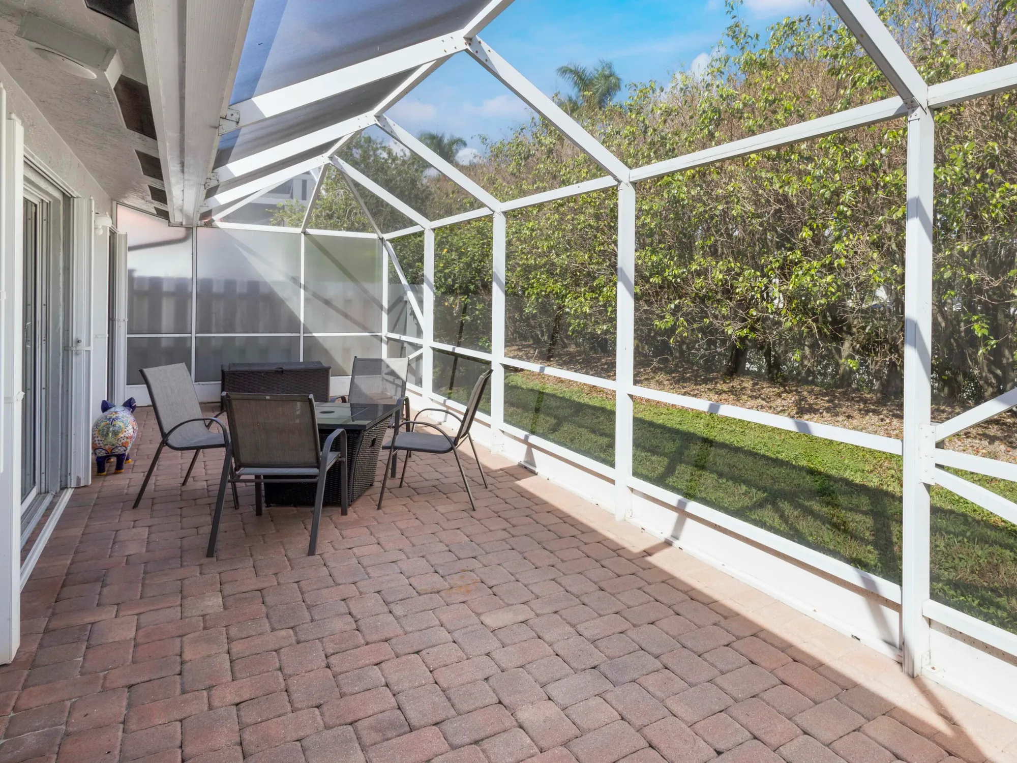Property Slideshow image 28 of 42 | 9734 harbour lake cir, Boynton Beach, FL, 33437