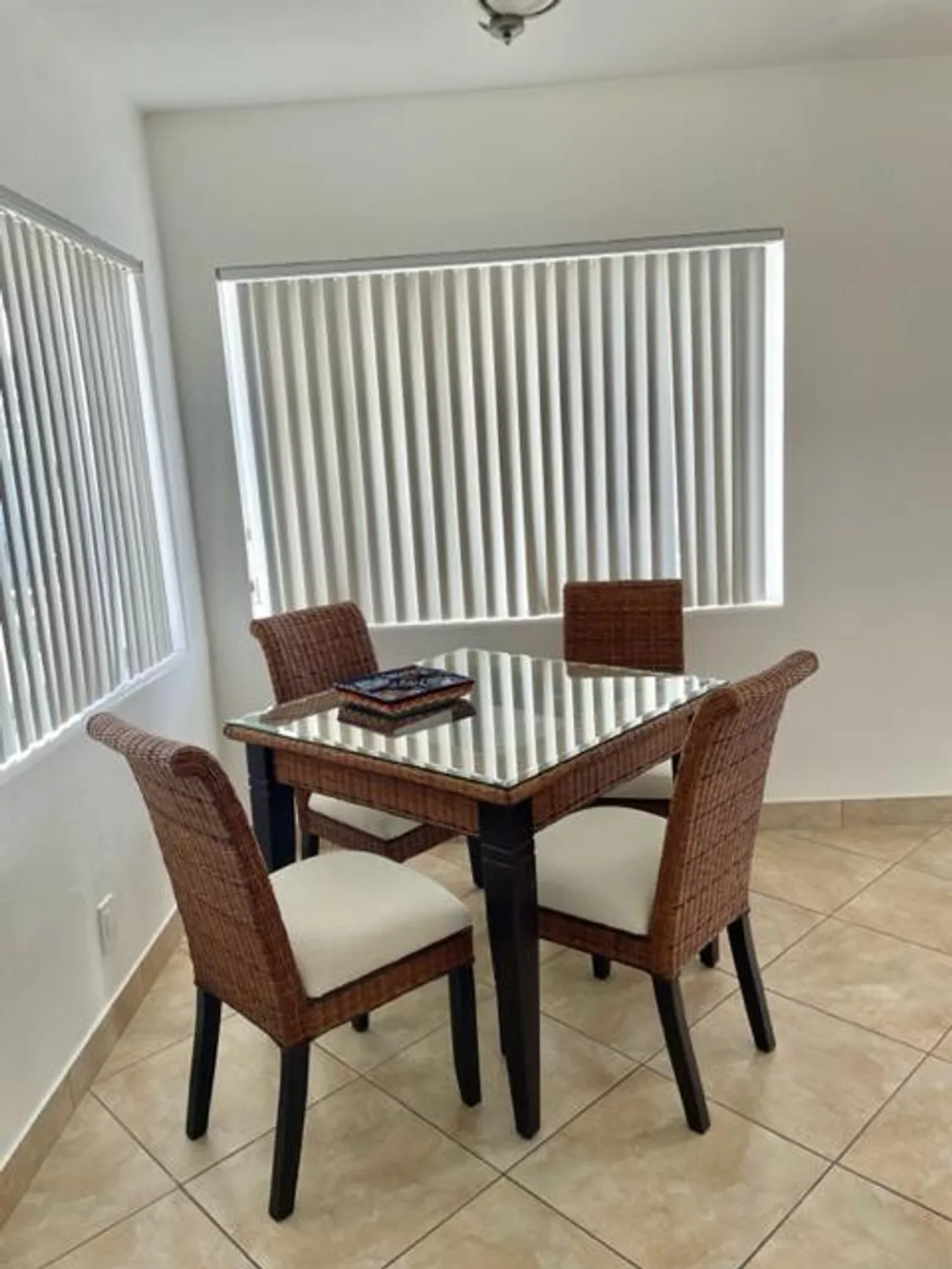 Property Slideshow image 4 of 36 | 2840 cynthia ln apt 202, Lake Worth Beach, FL, 33461