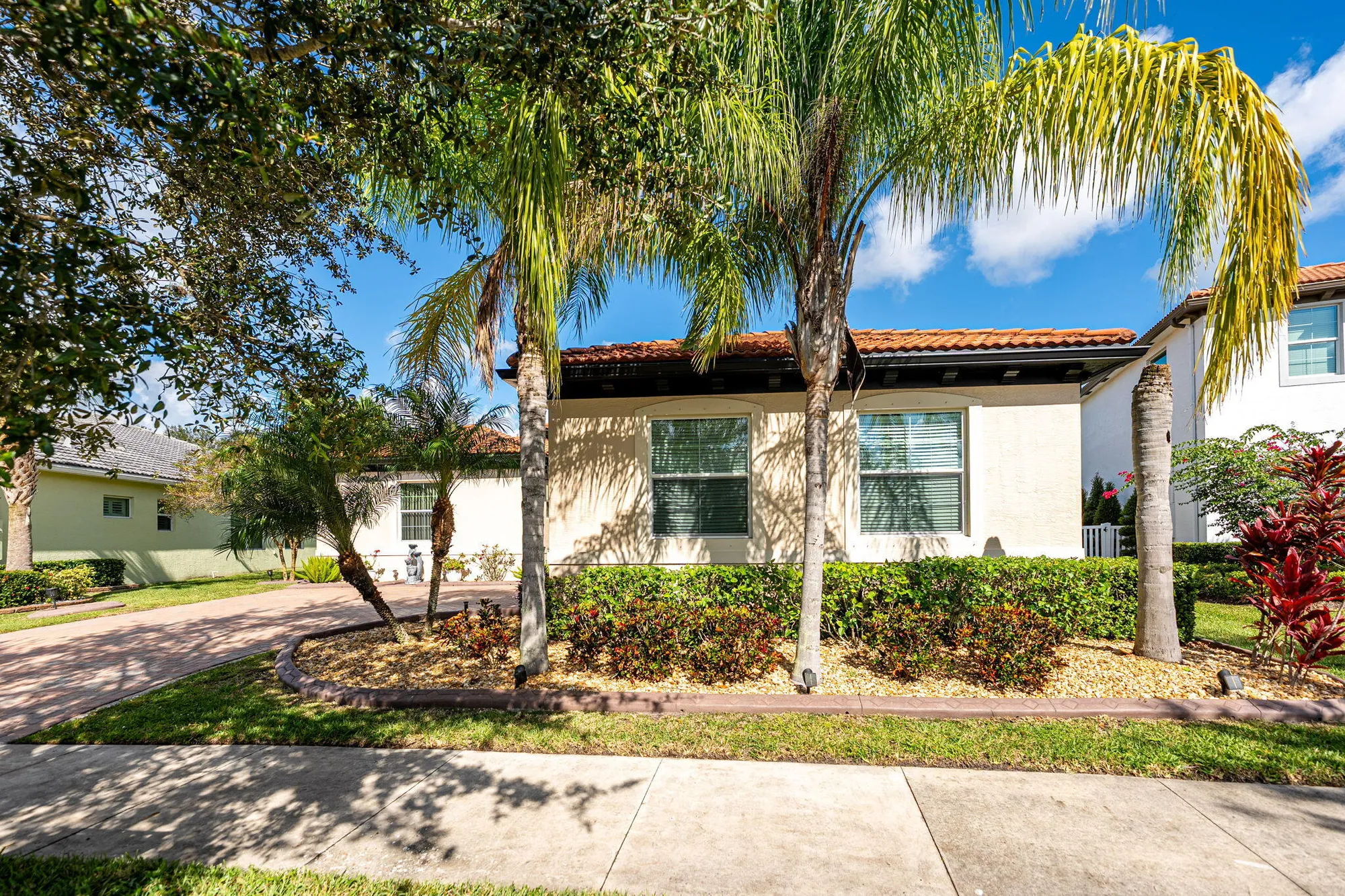 Property Slideshow image 6 of 73 | 11357 sw hillcrest cir, Port Saint Lucie, FL, 34987