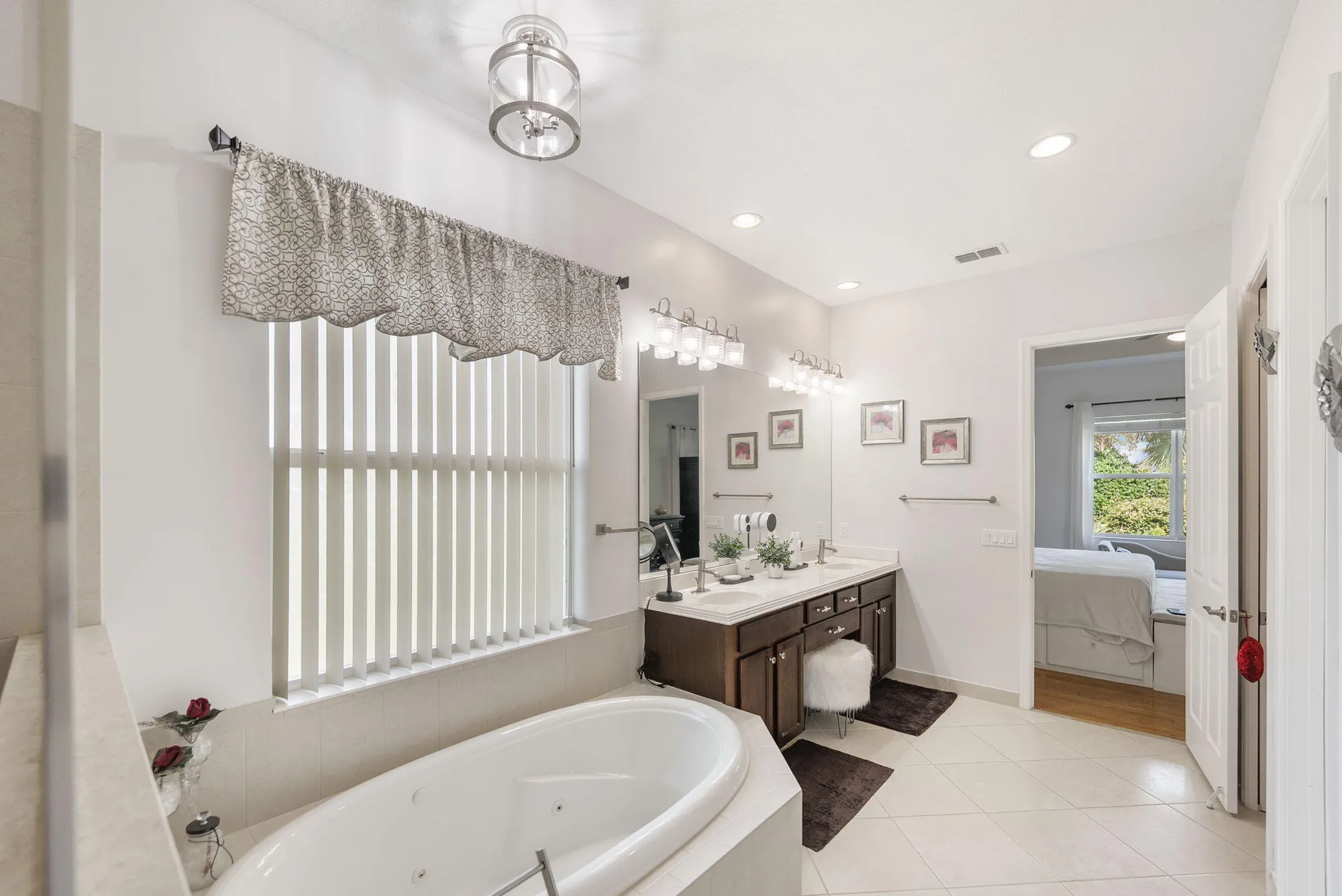 Property Slideshow image 32 of 73 | 11357 sw hillcrest cir, Port Saint Lucie, FL, 34987