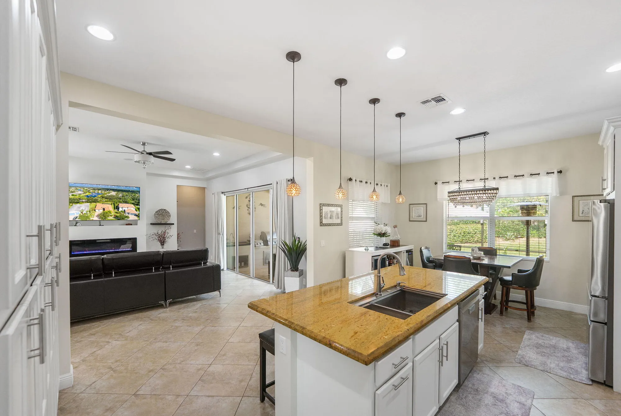 Property Slideshow image 22 of 73 | 11357 sw hillcrest cir, Port Saint Lucie, FL, 34987