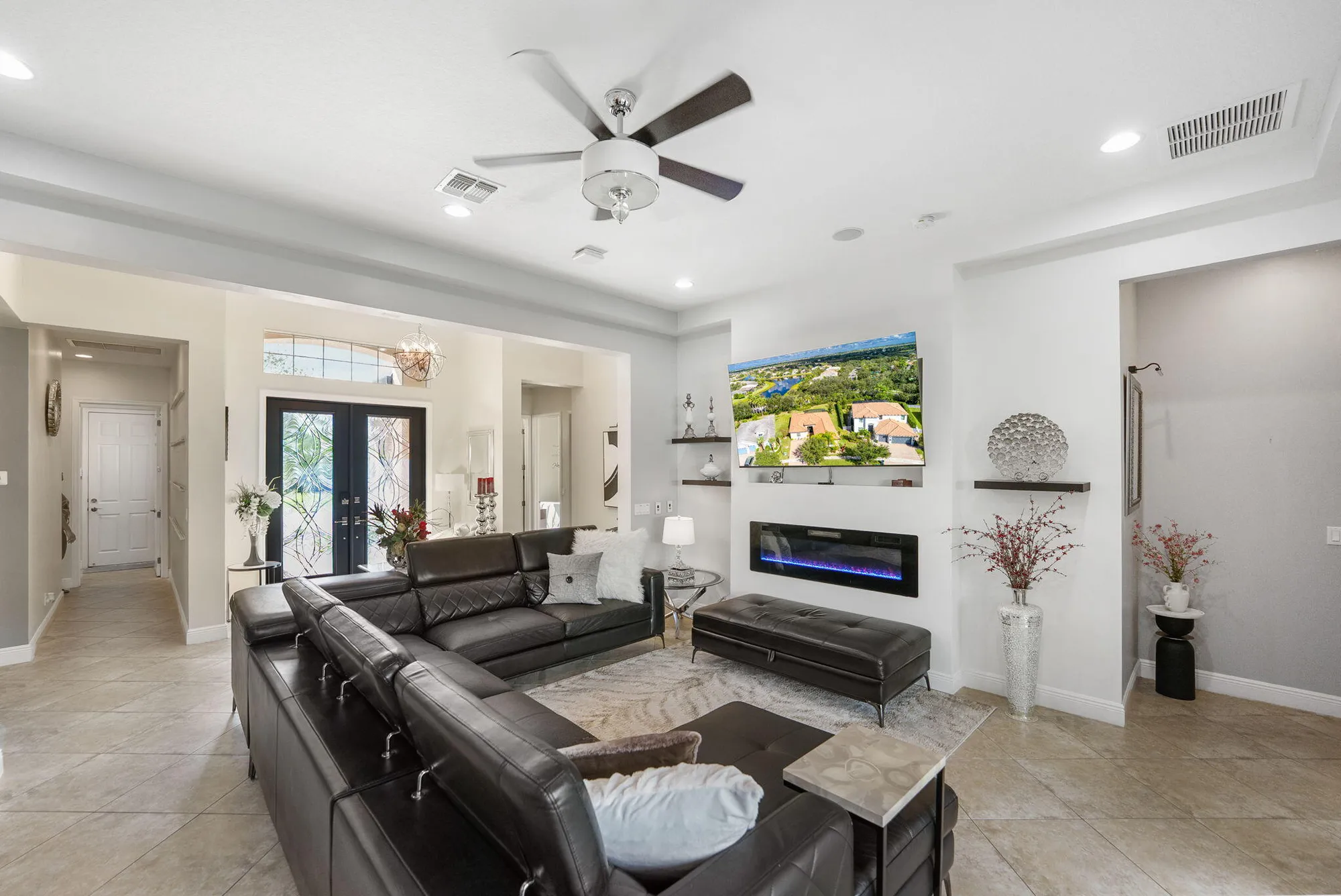 Property Slideshow image 12 of 73 | 11357 sw hillcrest cir, Port Saint Lucie, FL, 34987