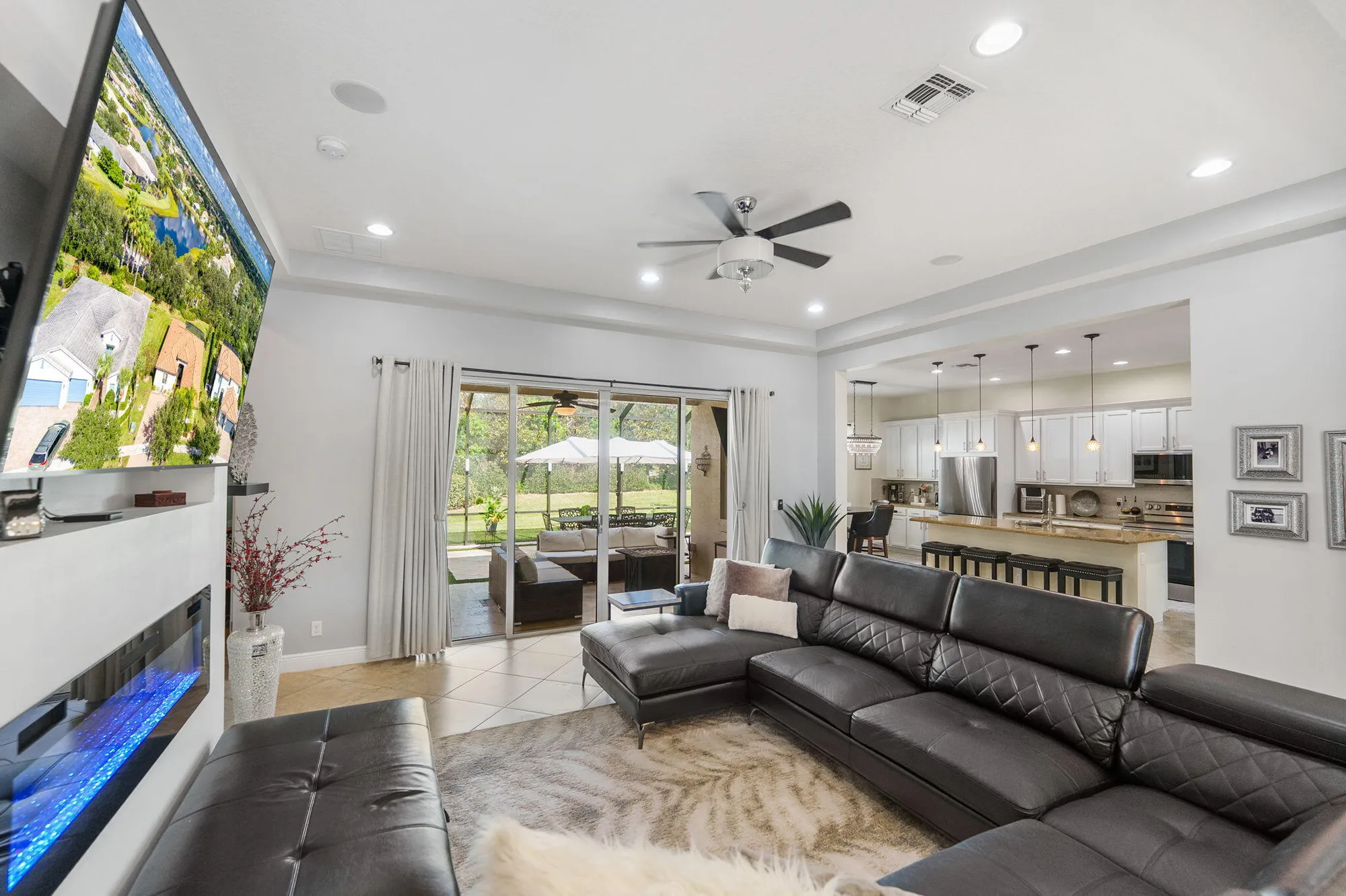 Property Slideshow image 16 of 73 | 11357 sw hillcrest cir, Port Saint Lucie, FL, 34987