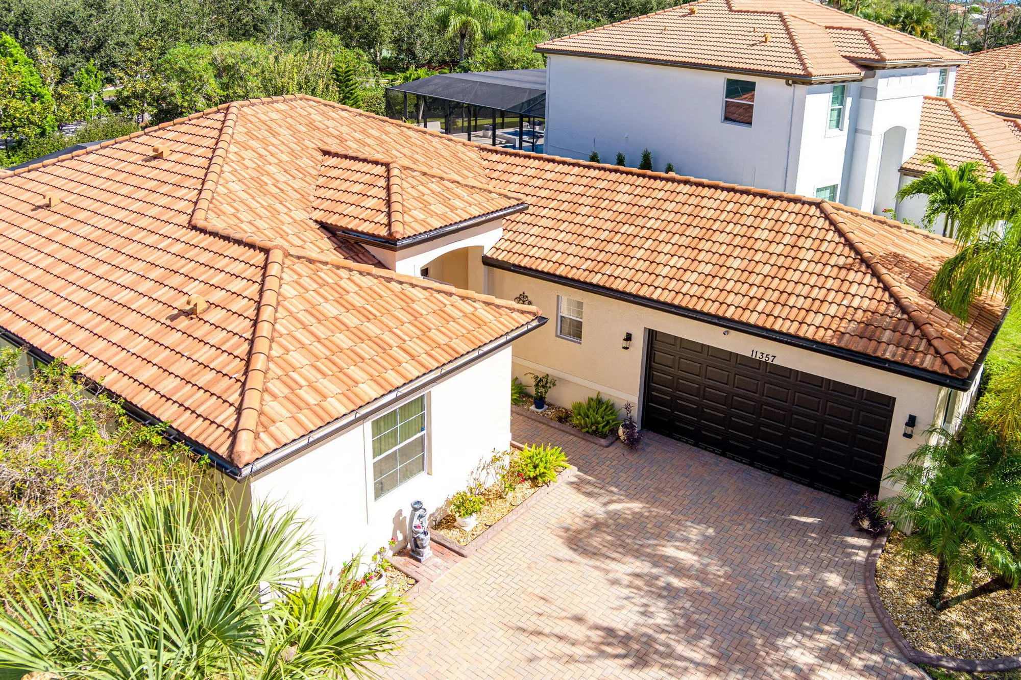 Property Slideshow image 5 of 73 | 11357 sw hillcrest cir, Port Saint Lucie, FL, 34987