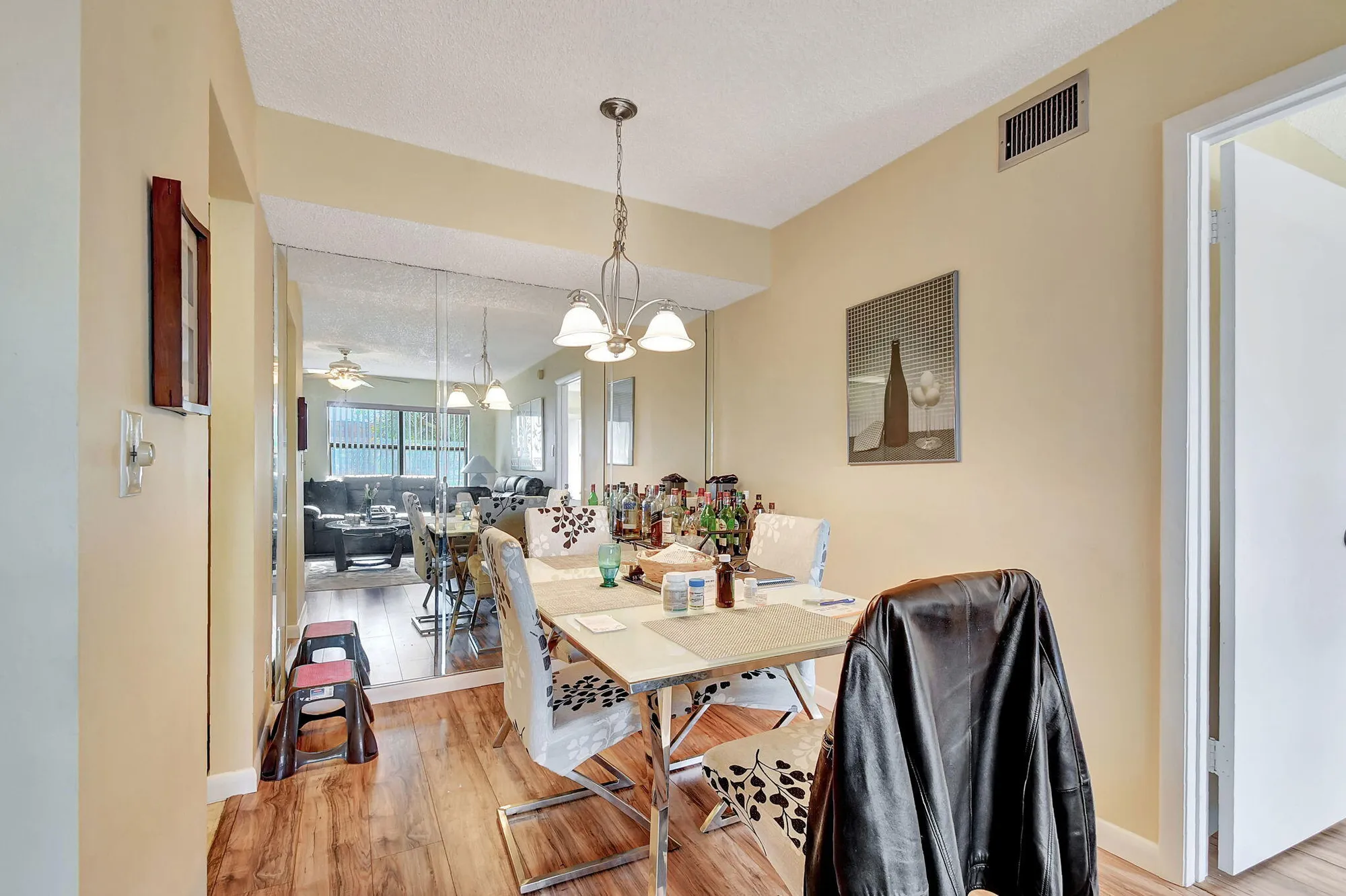 Property Slideshow image 9 of 21 | 7166 golf colony ct 203, Lake Worth, FL, 33467