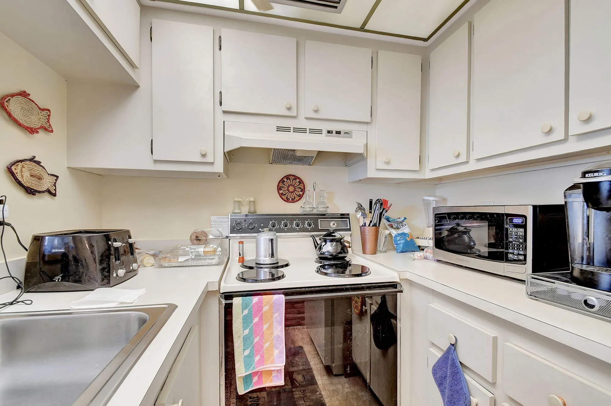 Property Slideshow image 12 of 21 | 7166 golf colony ct 203, Lake Worth, FL, 33467