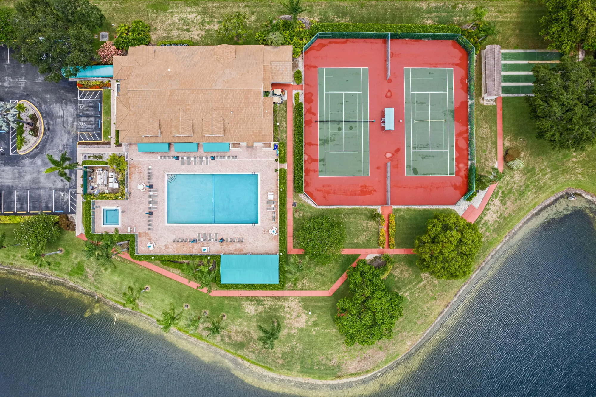 Property Slideshow image 8 of 43 | 4680 catamaran cir, Boynton Beach, FL, 33436