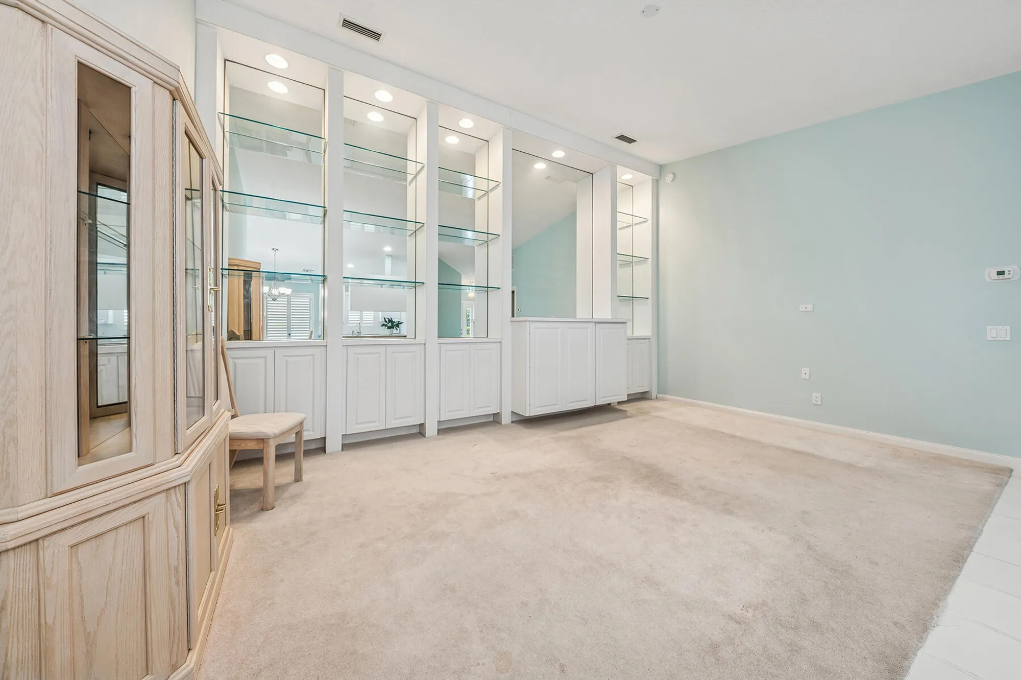 Property Slideshow image 4 of 42 | 7108 gila ln, West Palm Beach, FL, 33411