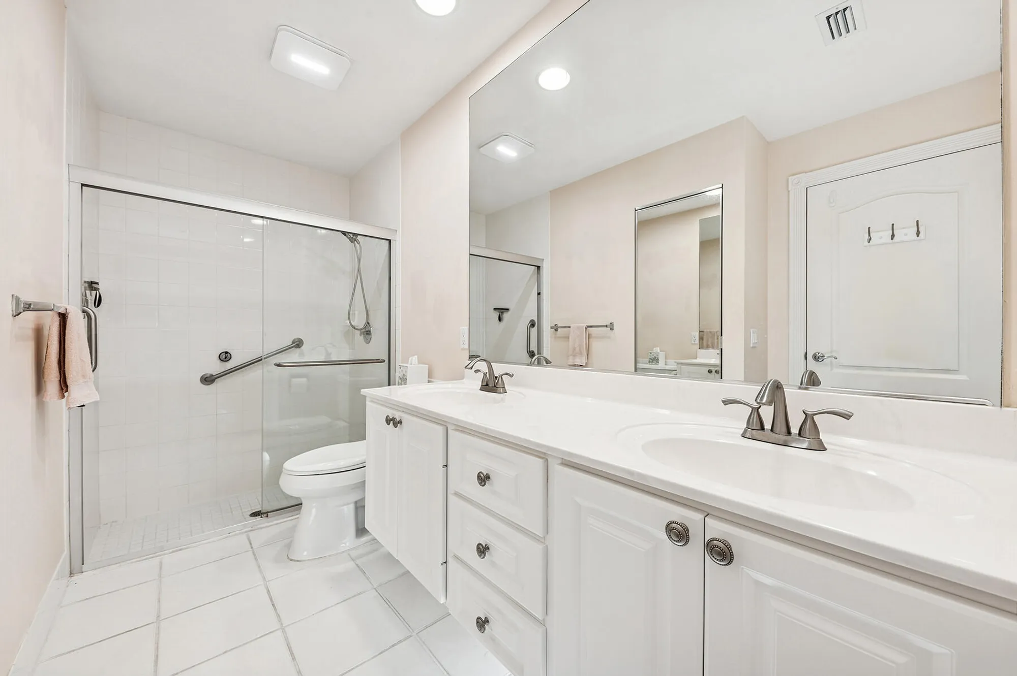 Property Slideshow image 12 of 42 | 7108 gila ln, West Palm Beach, FL, 33411