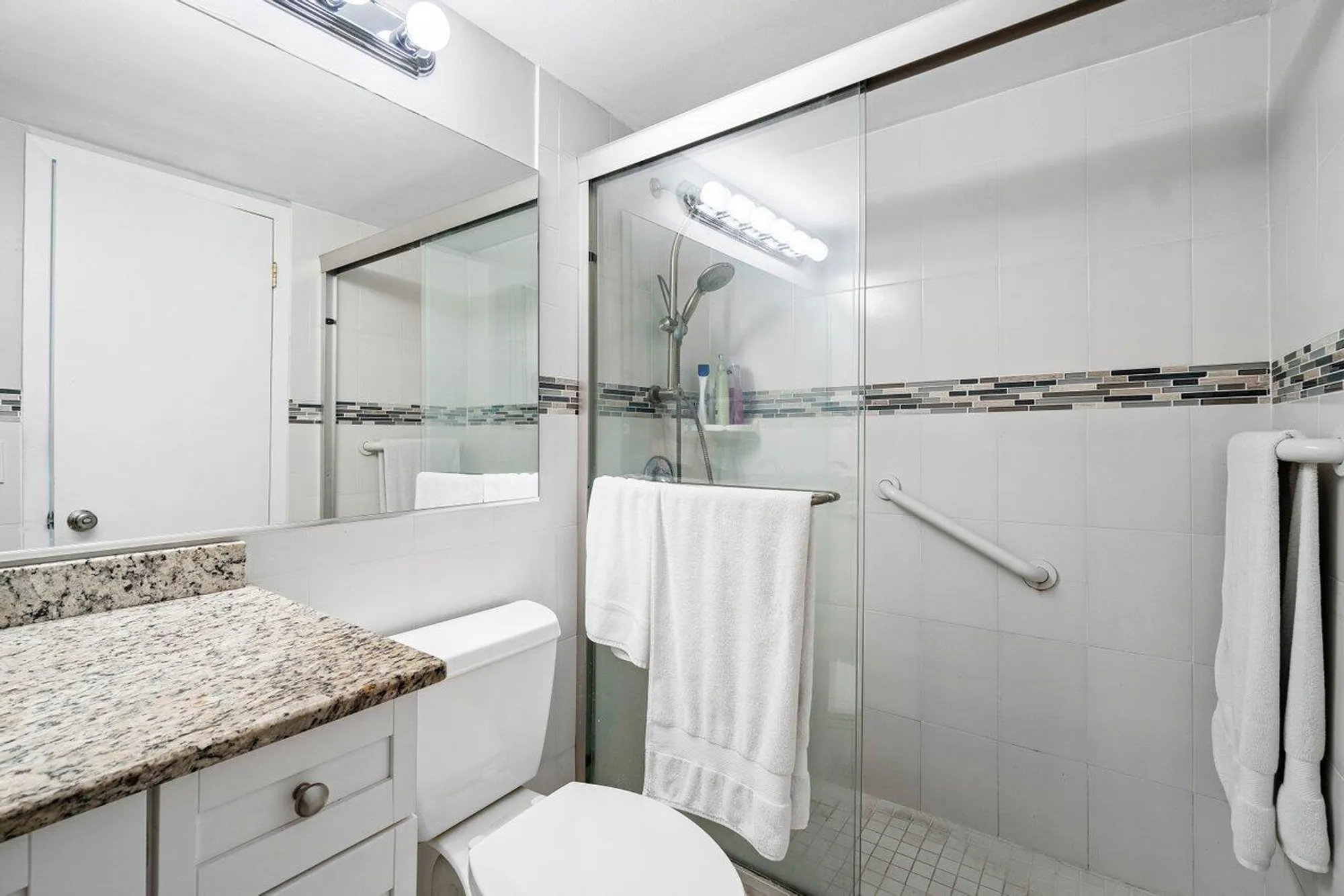 Property Slideshow image 17 of 33 | 2046 rexford c, Boca Raton, FL, 33434