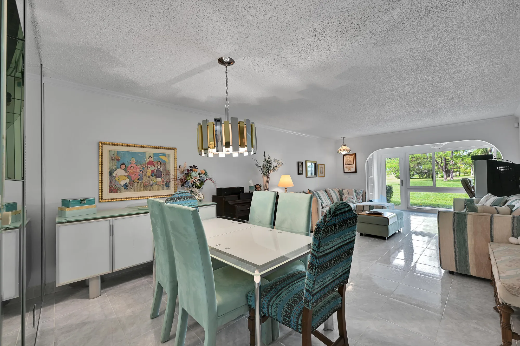 Property Slideshow image 8 of 24 | 13791 flora pl d, Delray Beach, FL, 33484