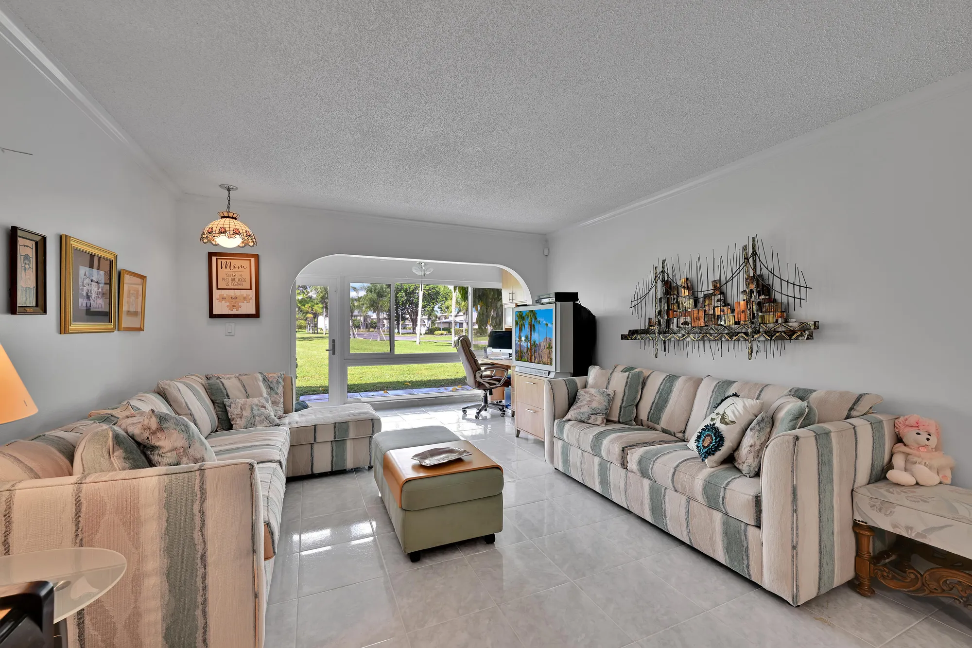 Property Slideshow image 4 of 24 | 13791 flora pl d, Delray Beach, FL, 33484