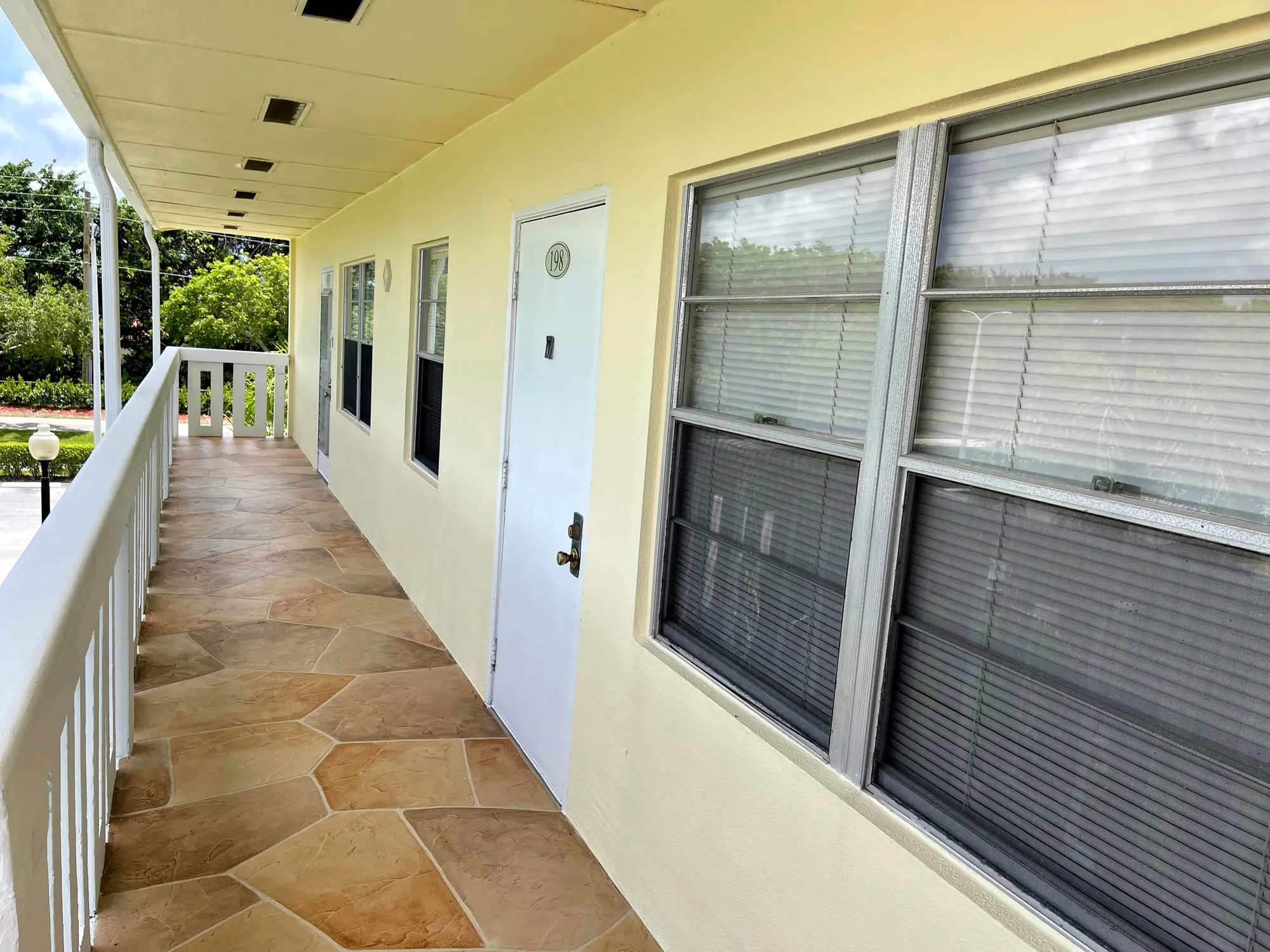 Property Slideshow image 19 of 23 | 198 dorset e unit e, Boca Raton, FL, 33434