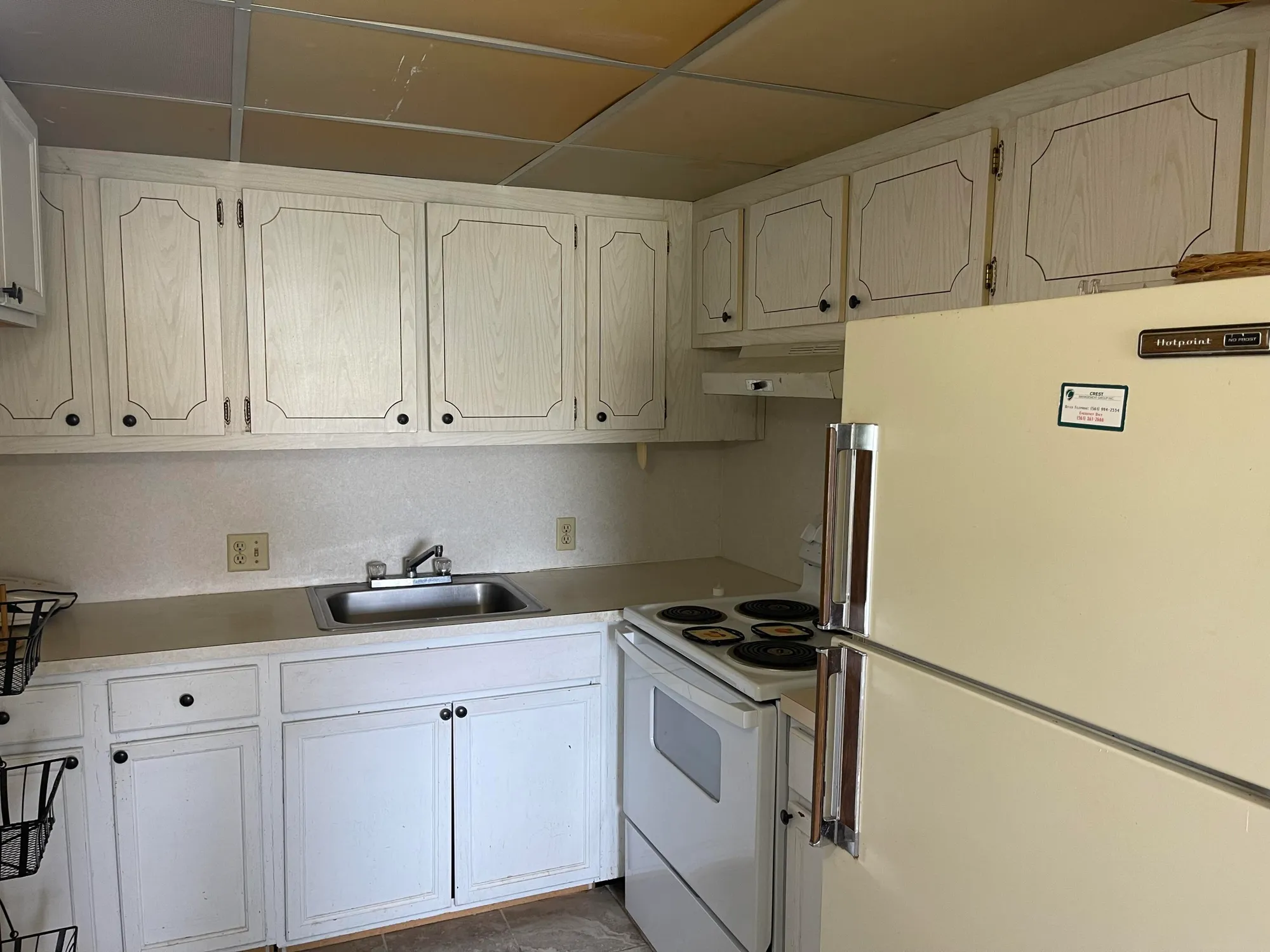 Property Slideshow image 9 of 23 | 198 dorset e unit e, Boca Raton, FL, 33434
