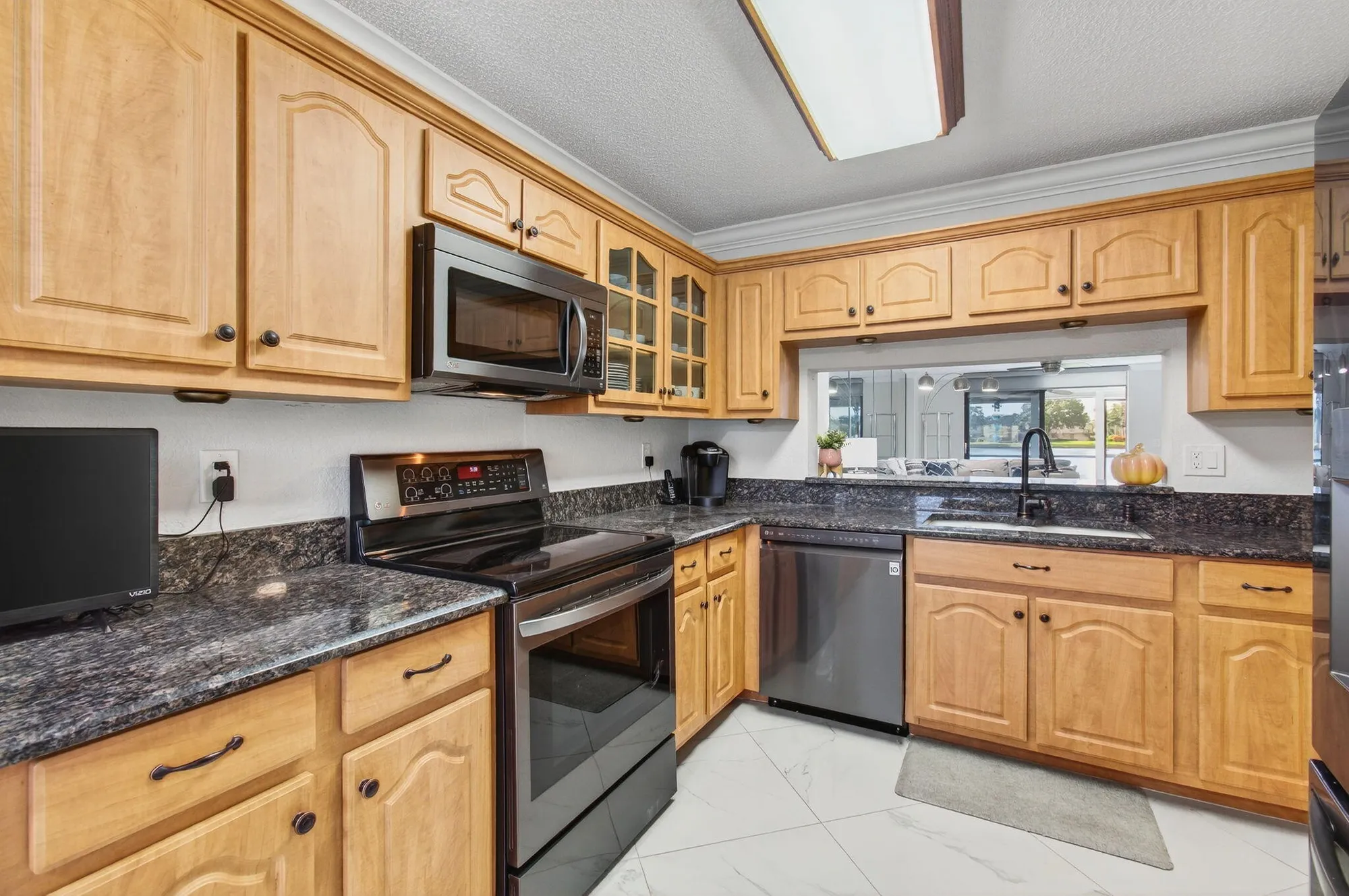 Property Slideshow image 11 of 114 | 5574 witney dr 109, Delray Beach, FL, 33484