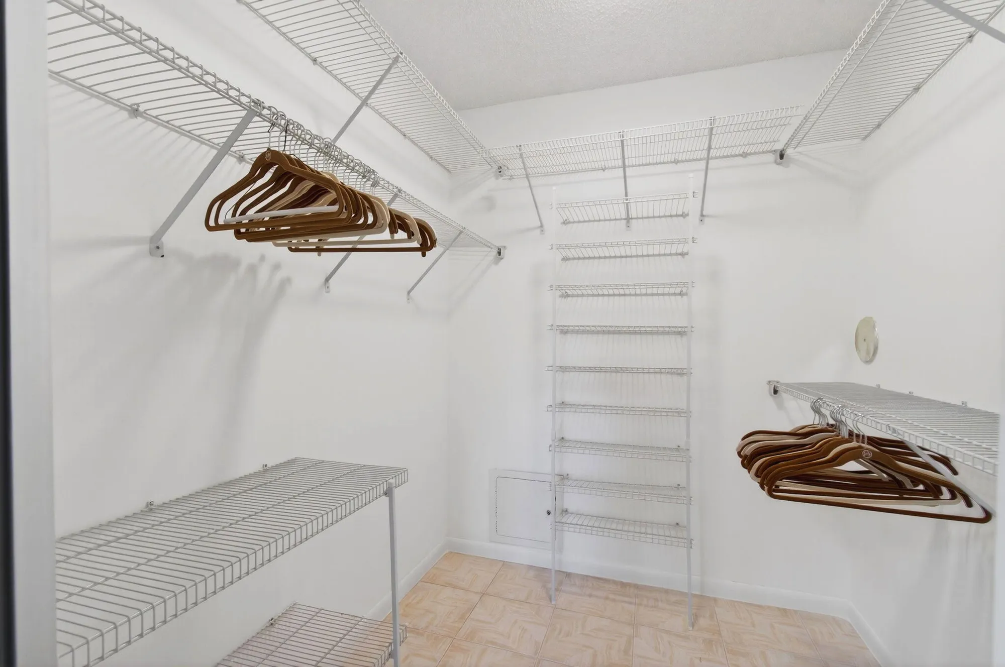 Property Slideshow image 20 of 114 | 5574 witney dr 109, Delray Beach, FL, 33484
