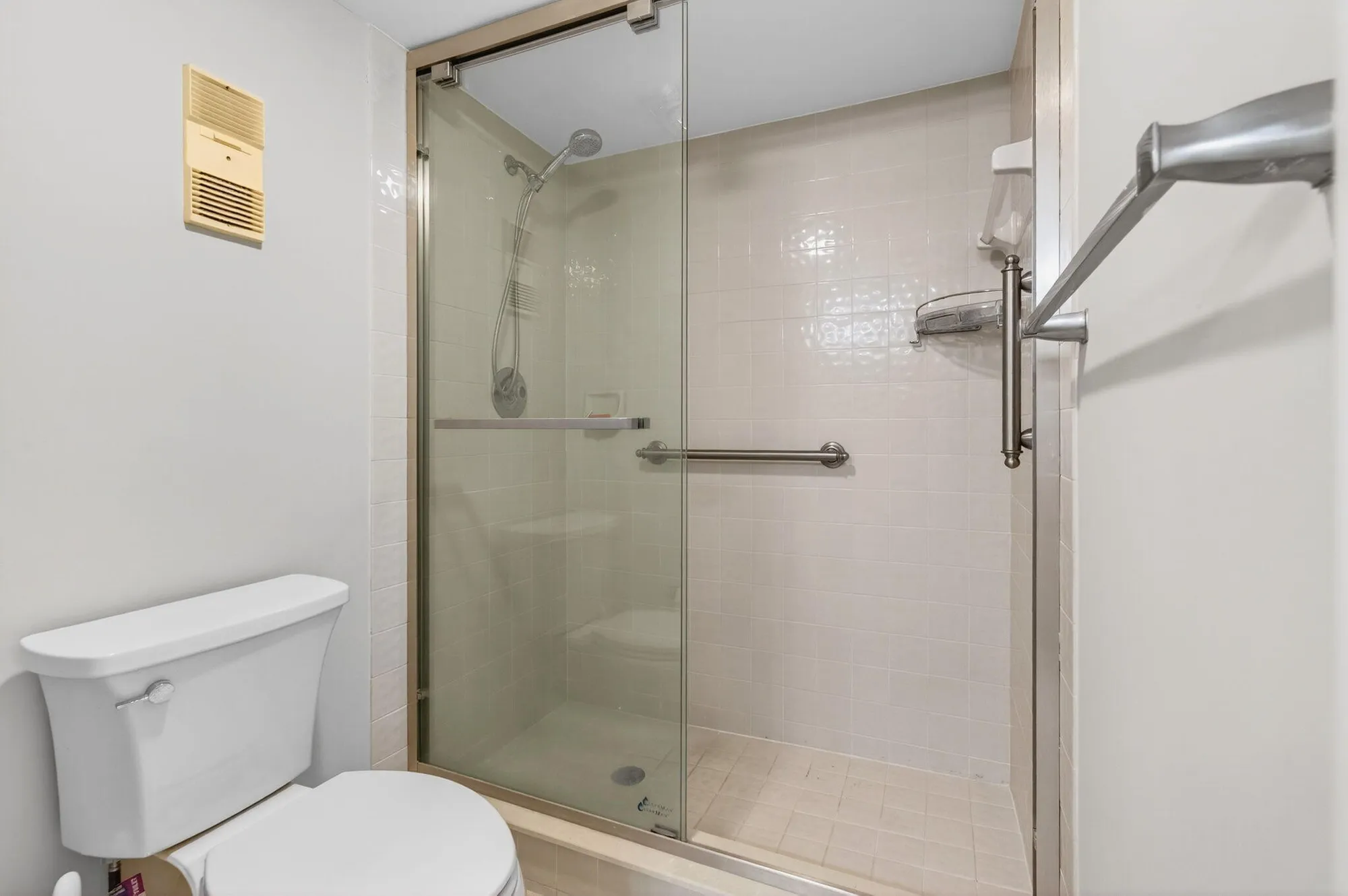Property Slideshow image 18 of 114 | 5574 witney dr 109, Delray Beach, FL, 33484